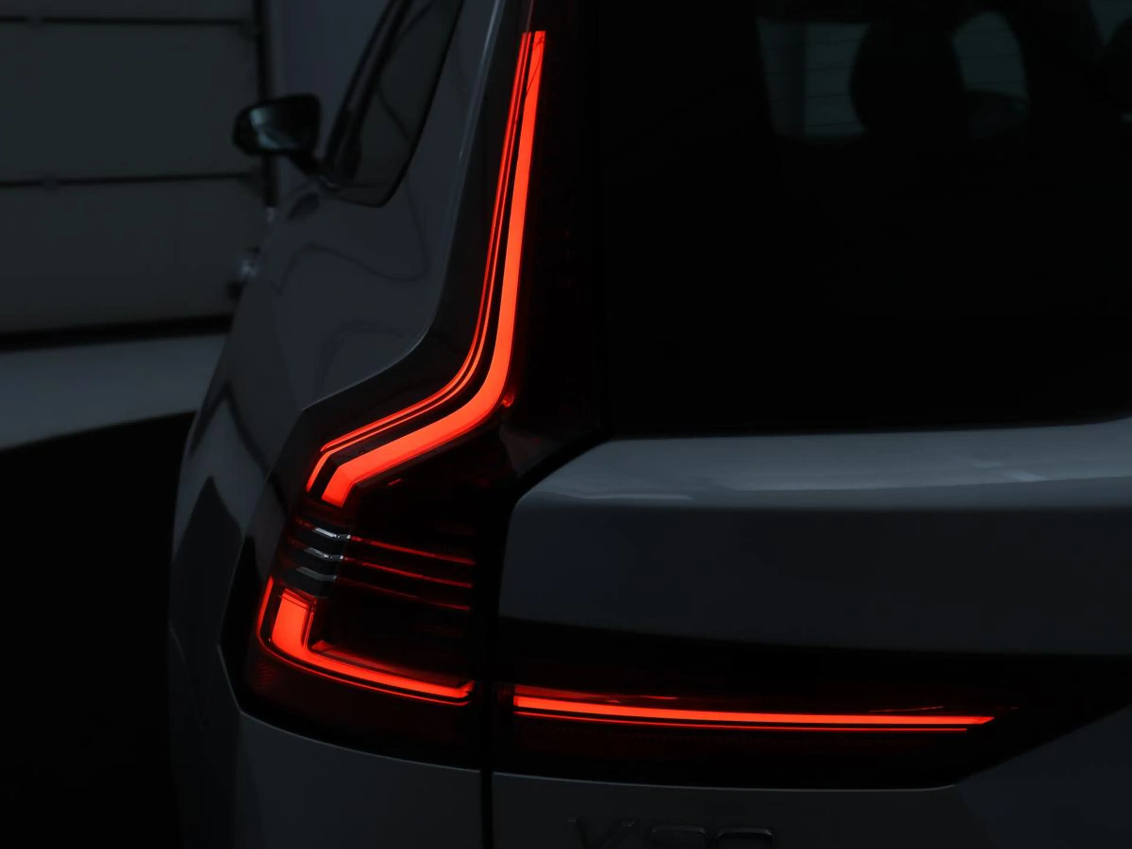Volvo V90 2.0 B4 R-Design | Panoramadak | Leder | Stuur/stoe — photo 43