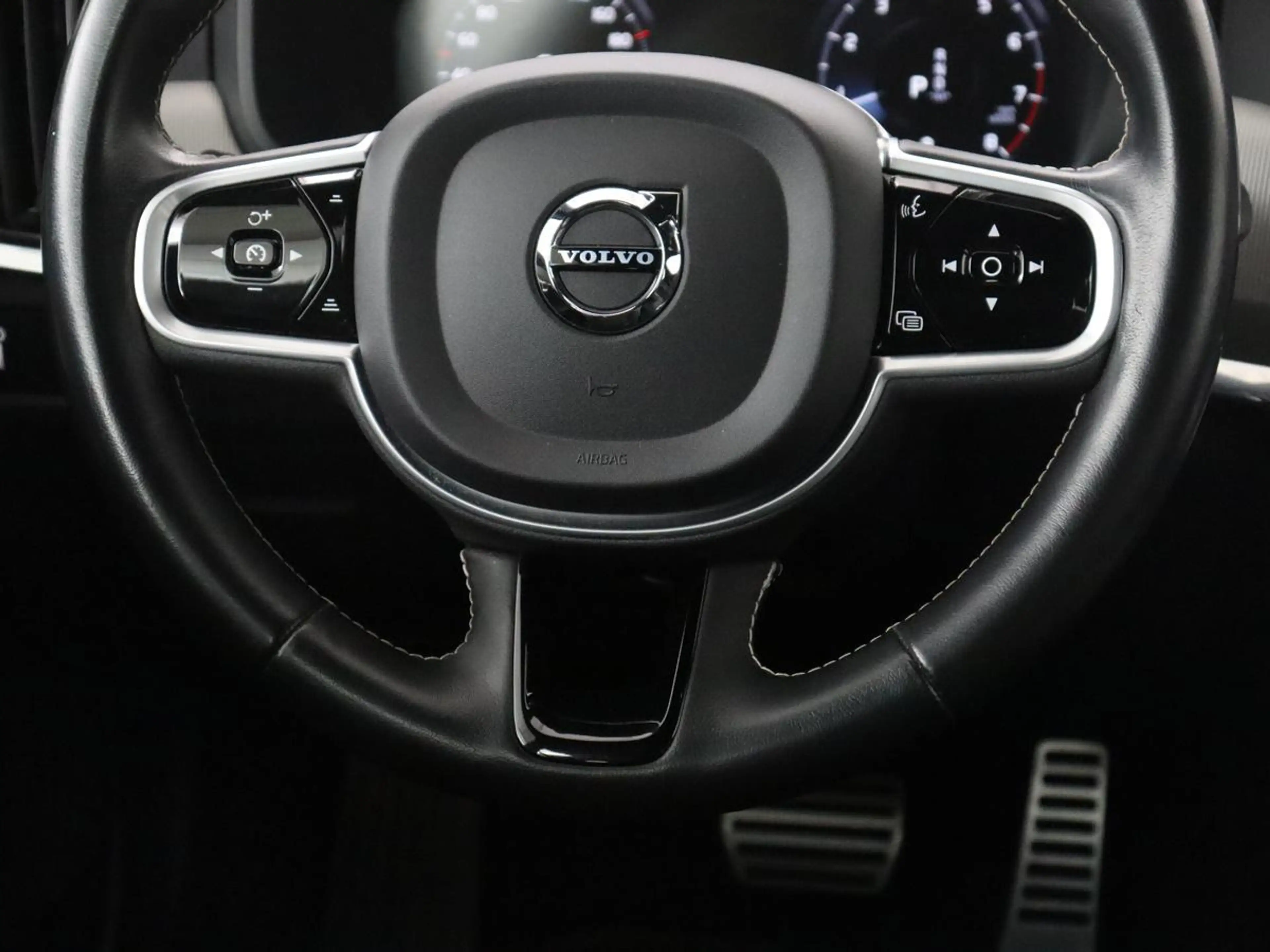 Volvo V90 2.0 B4 R-Design | Panoramadak | Leder | Stuur/stoe — photo 11