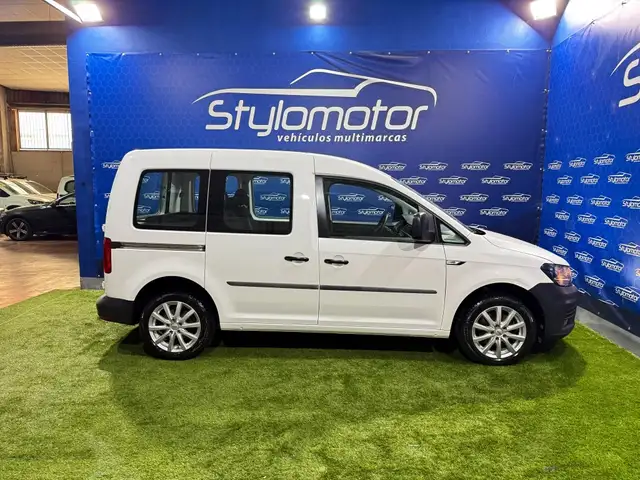 Volkswagen Caddy view 19
