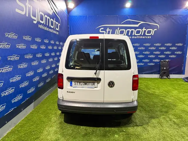 Volkswagen Caddy view 6