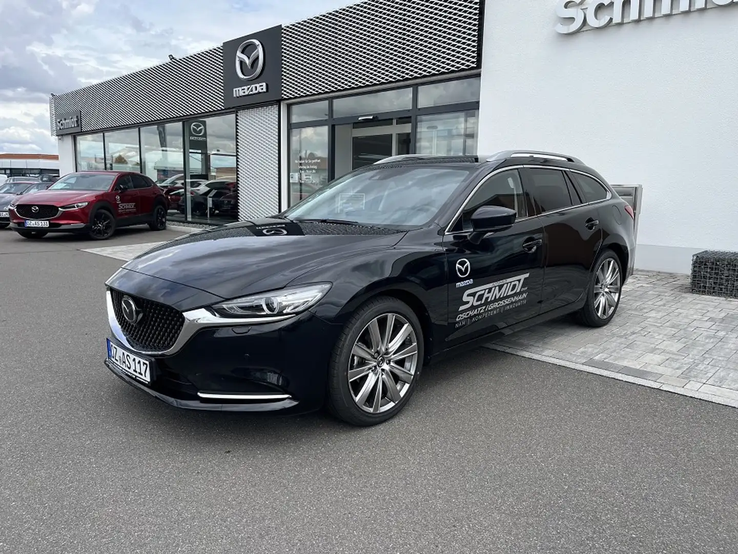 Mazda 6 2.0L SKYACTIV G 165 Schwarz - 2