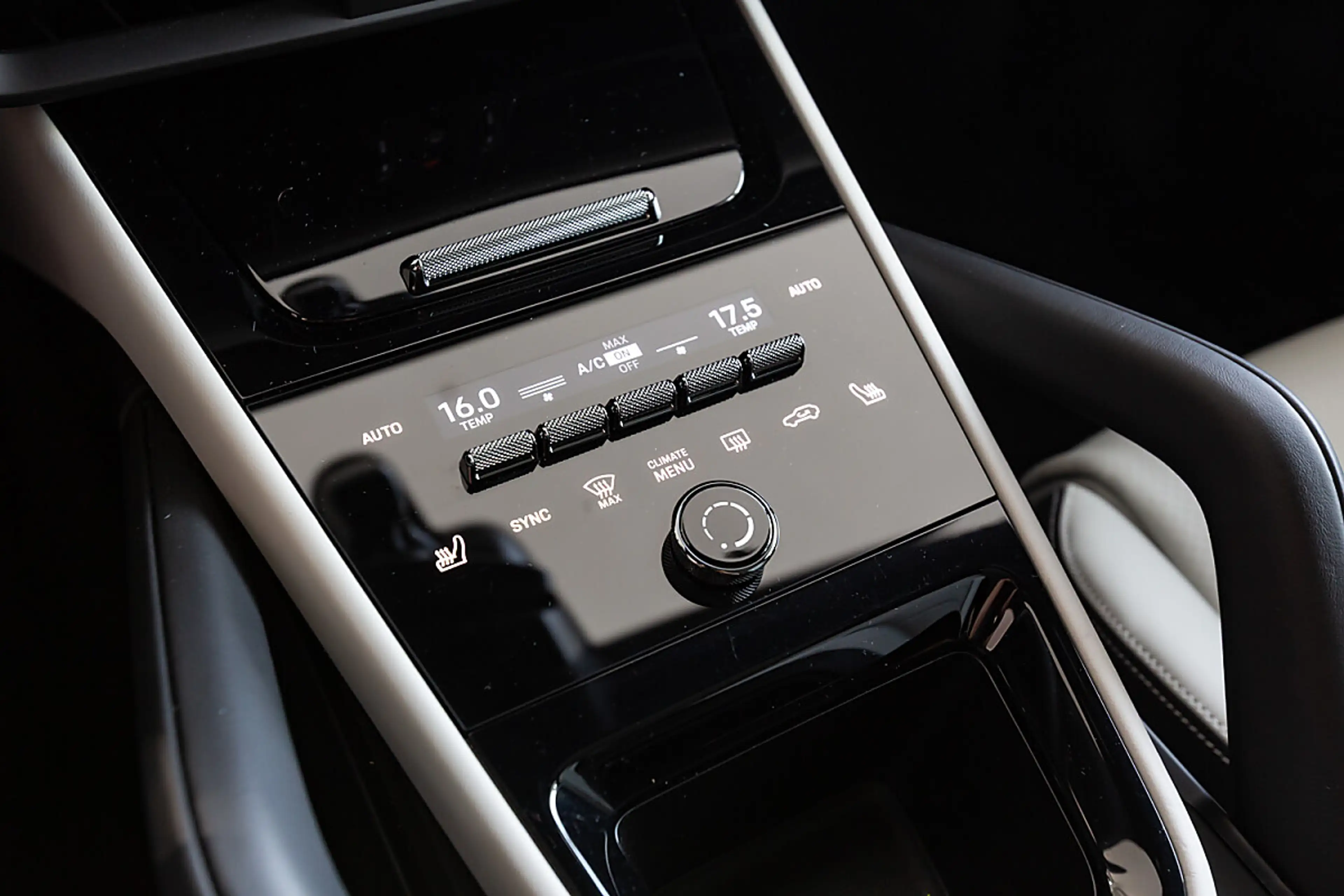 Porsche Cayenne E-Hybrid E-Hybrid Black Edition (EURO 6e) — photo 11