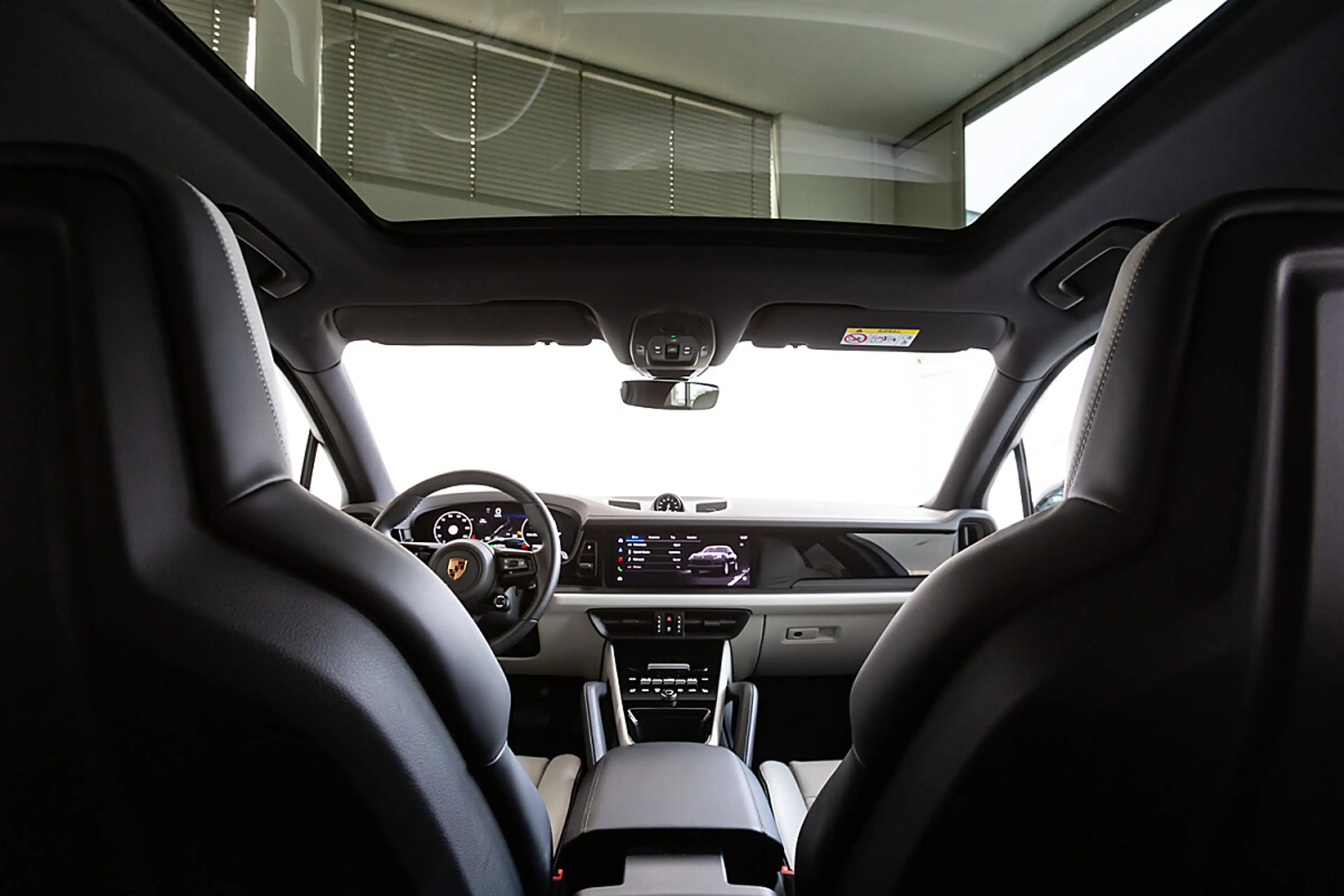 Porsche Cayenne E-Hybrid E-Hybrid Black Edition (EURO 6e) — photo 4