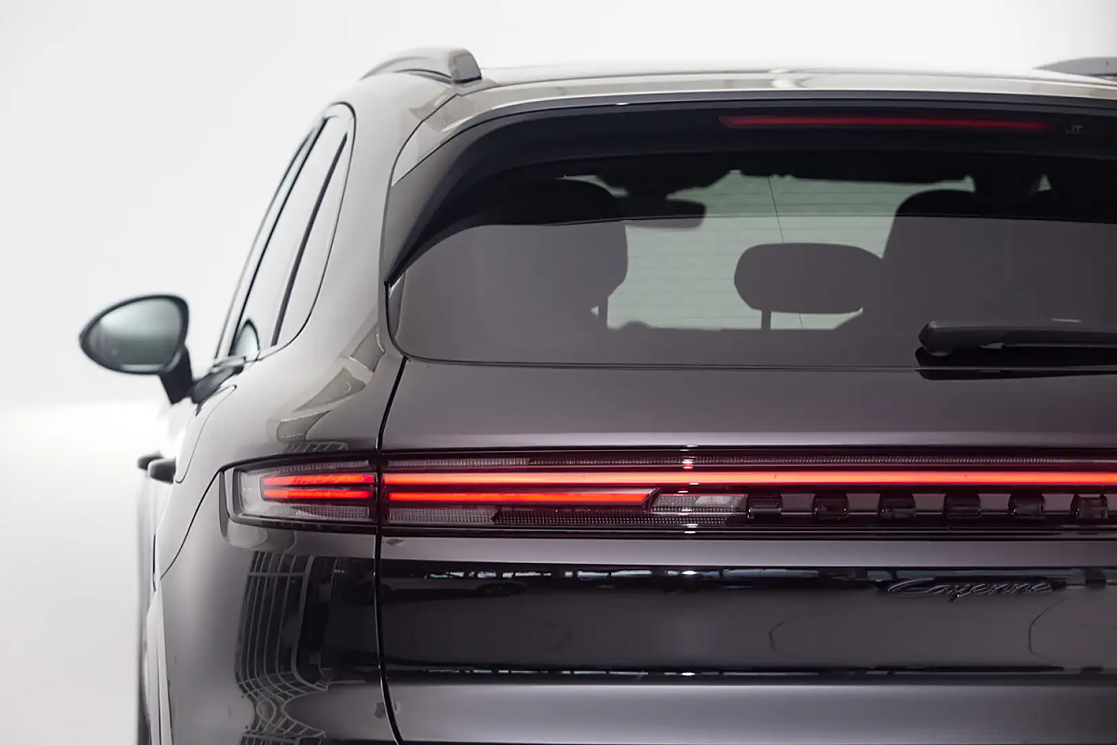 Porsche Cayenne E-Hybrid E-Hybrid Black Edition (EURO 6e) Schwarz - 2