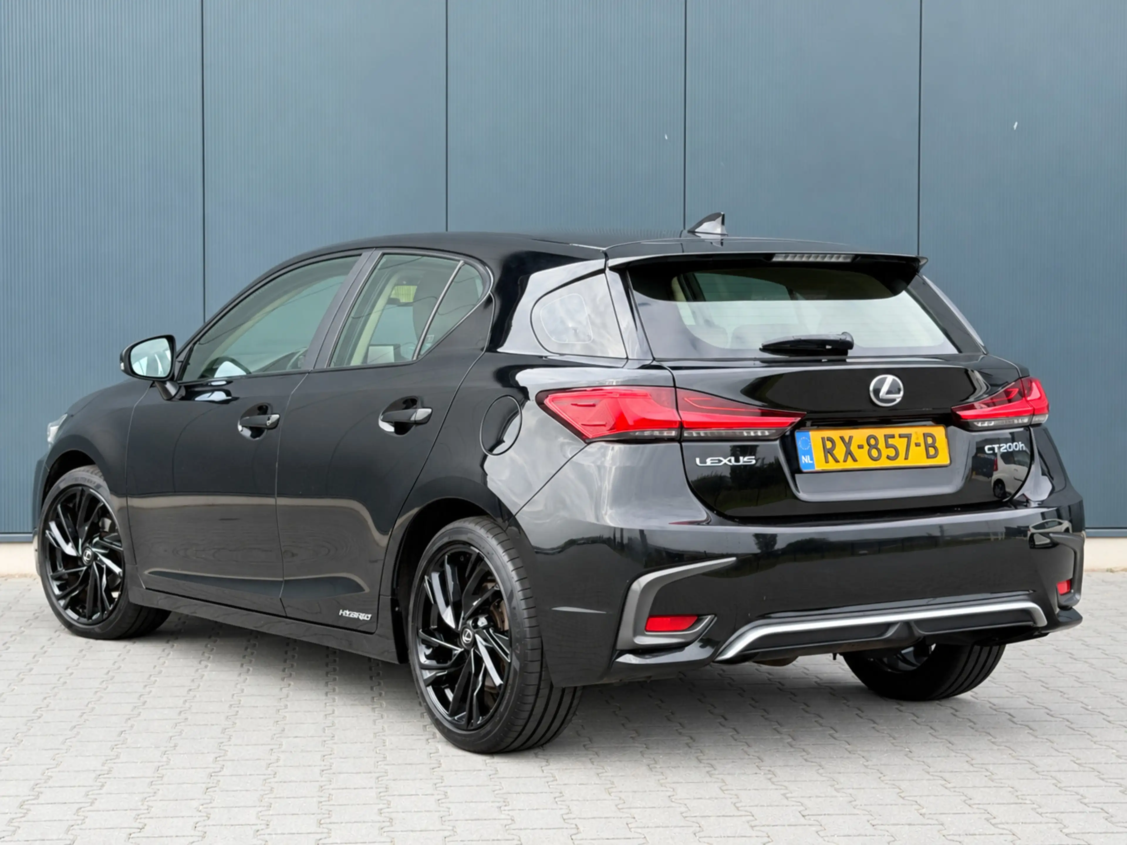 Lexus CT 200h Business Line Led - Alcantara - Navi - Camera - Cr — photo 3