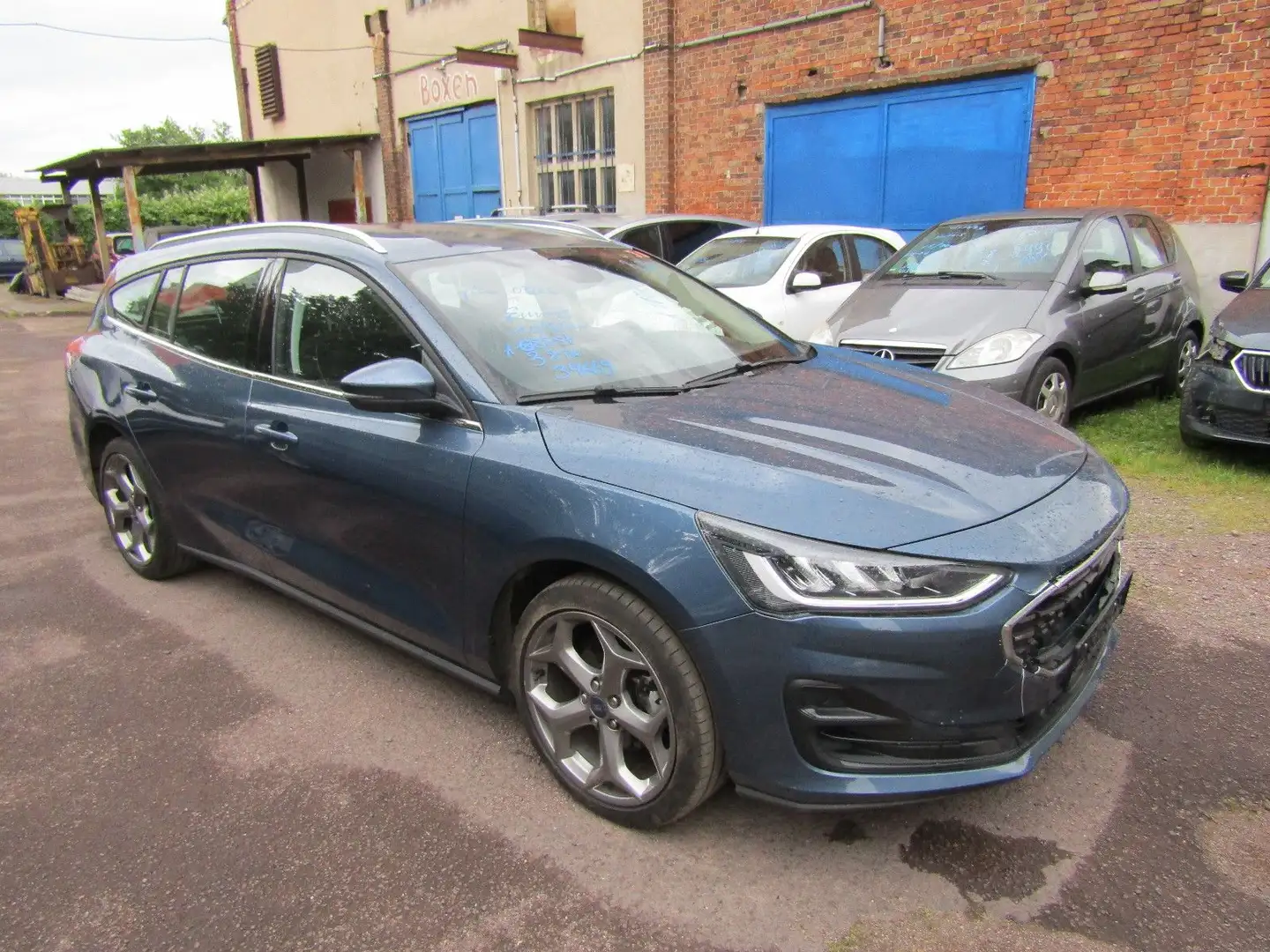 Ford Focus Turnier Titanium TÜV 03/26 Blauw - 1