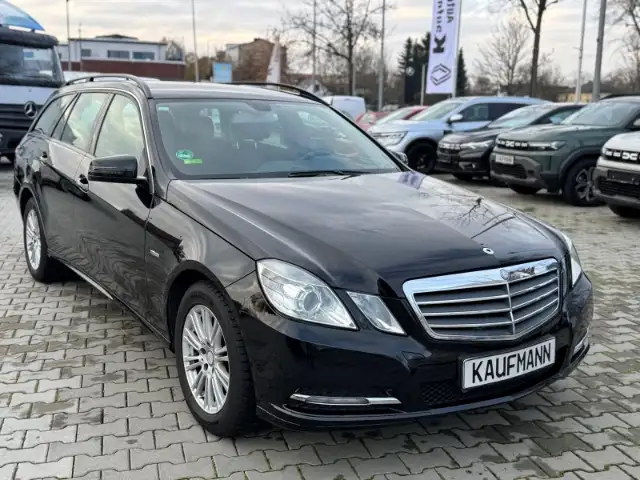 Mercedes-Benz E 220 T-Modell CDI BlueEfficiency