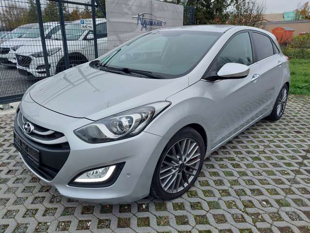 Imagine Hyundai i30 1.6 CRDI Style/ HU + Ölservice neu