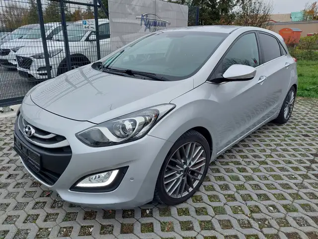 Hyundai i30 1.6 CRDI Style/ HU + Ölservice neu