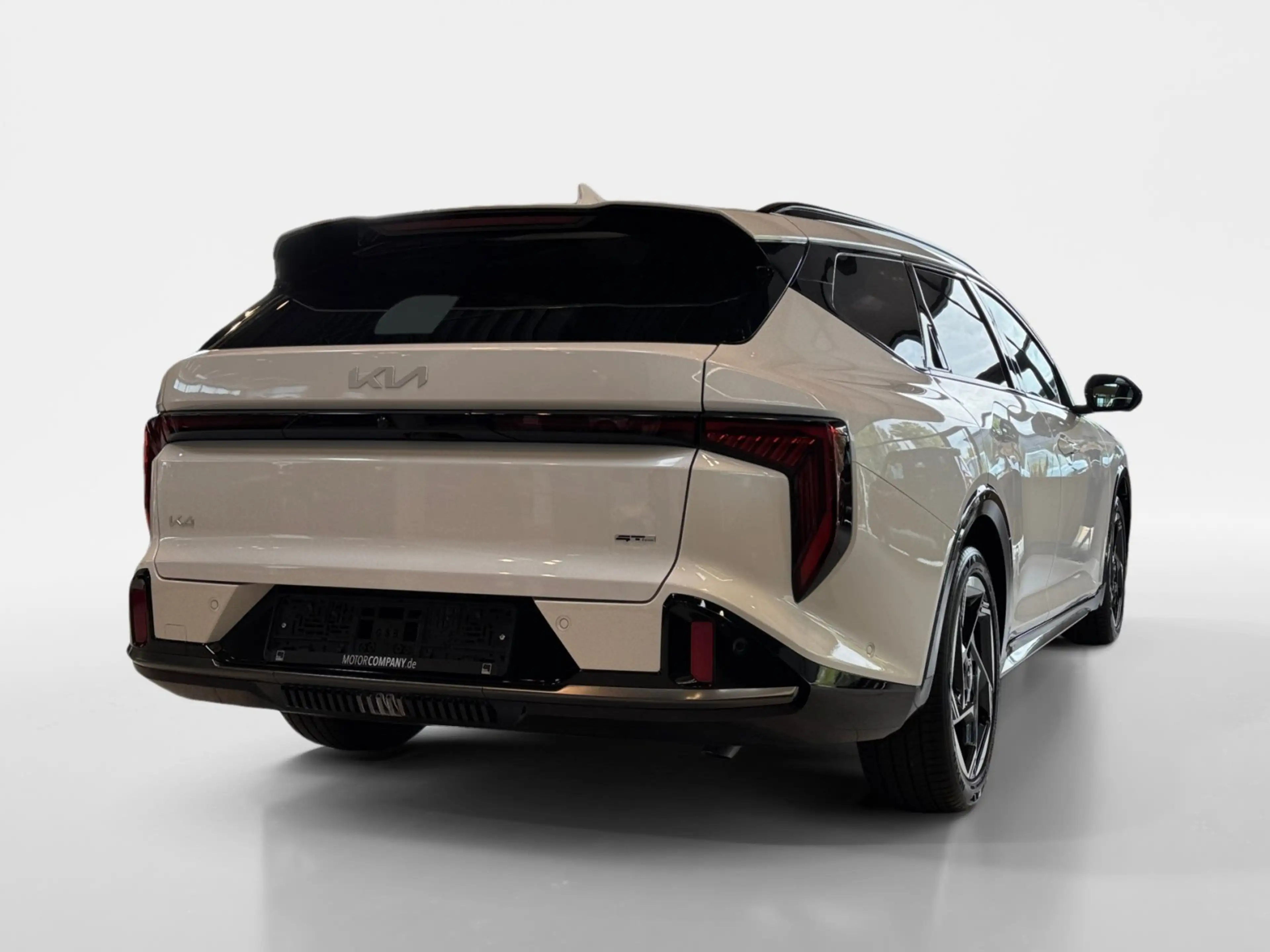 Kia K4 SW GT-Line DCT 1.6 T-GDI DriveWise+Sitz+Sound+ — photo 5