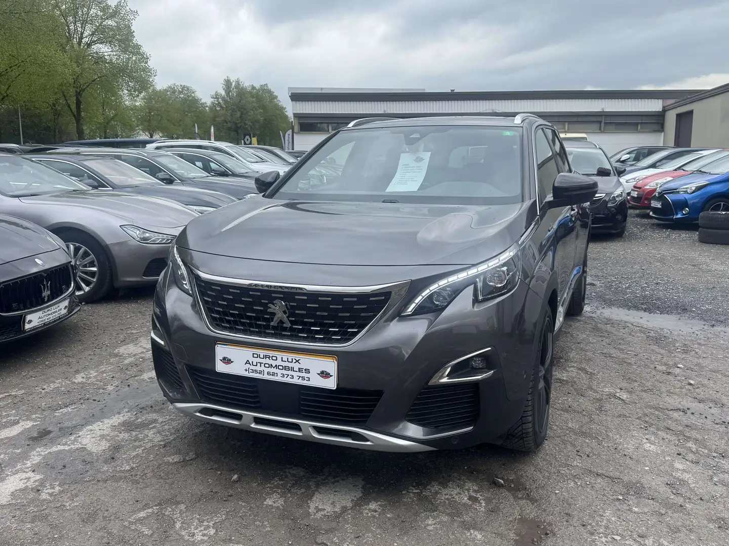 Peugeot 5008 BlueHDi 130 EAT8 GT line. automatique. 7 places Gris - 2