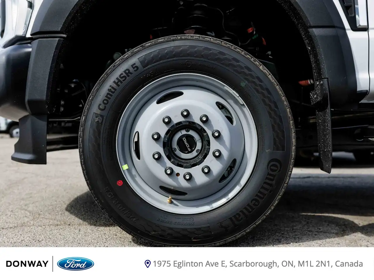 Ford F-550 Super Duty снимка Ford F-550 Super Duty