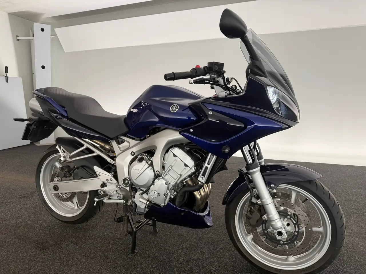 Yamaha FZ 6