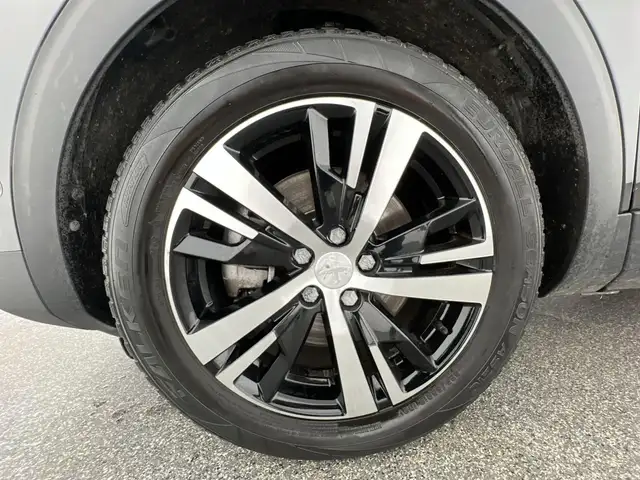Peugeot 3008 view 6