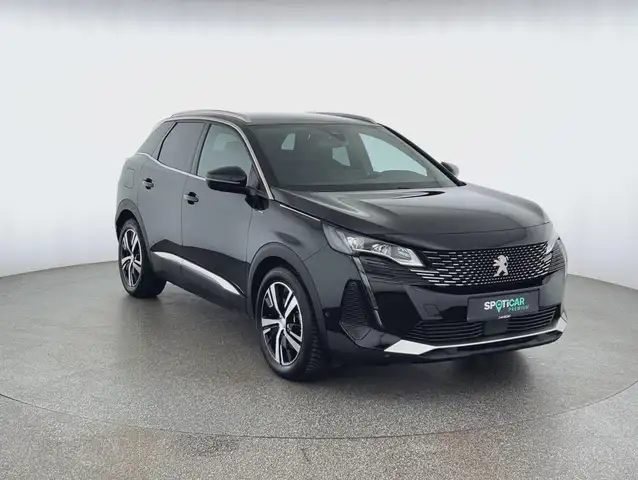 Peugeot 3008 view 3