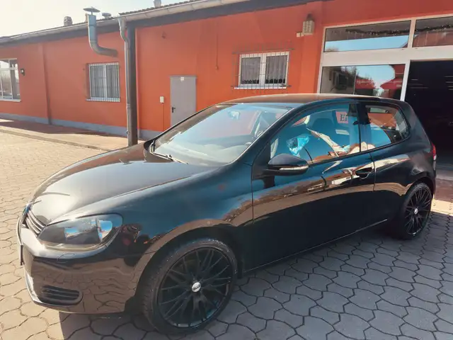2010 Volkswagen Golf in Black for sale