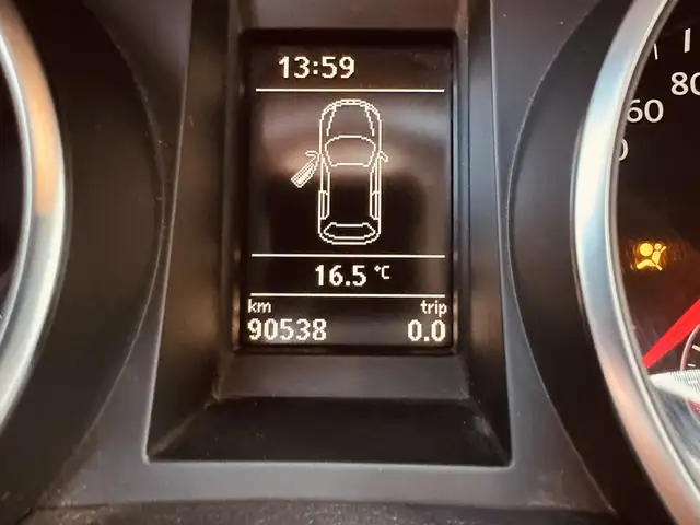 Volkswagen Golf view 8
