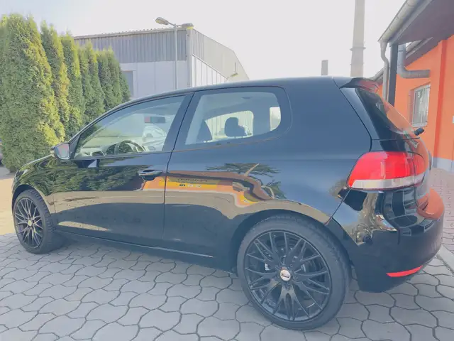 Volkswagen Golf view 6