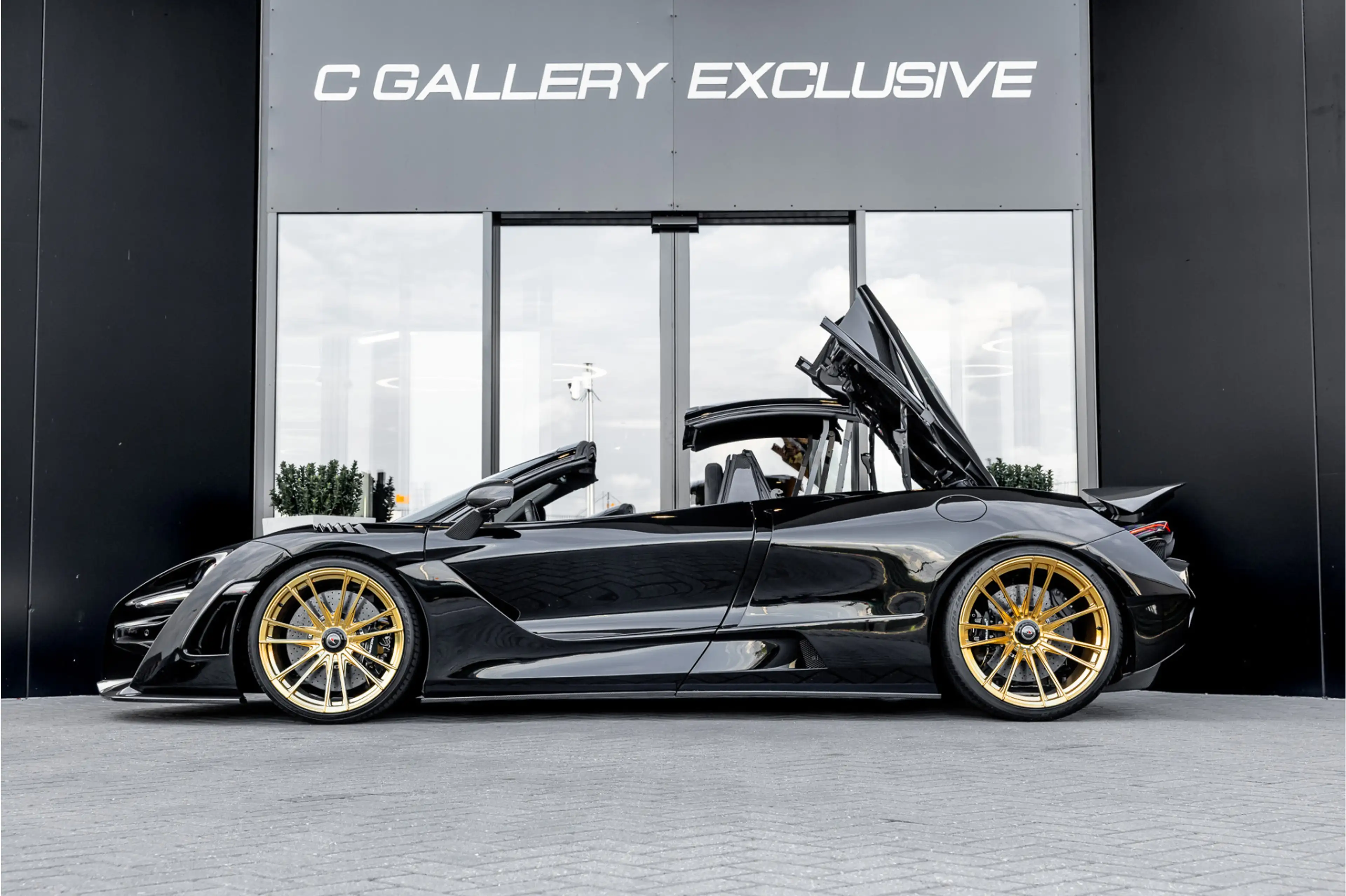 McLaren 720S Spider - N-Largo 1 of 15 4.0 V8 — photo 7