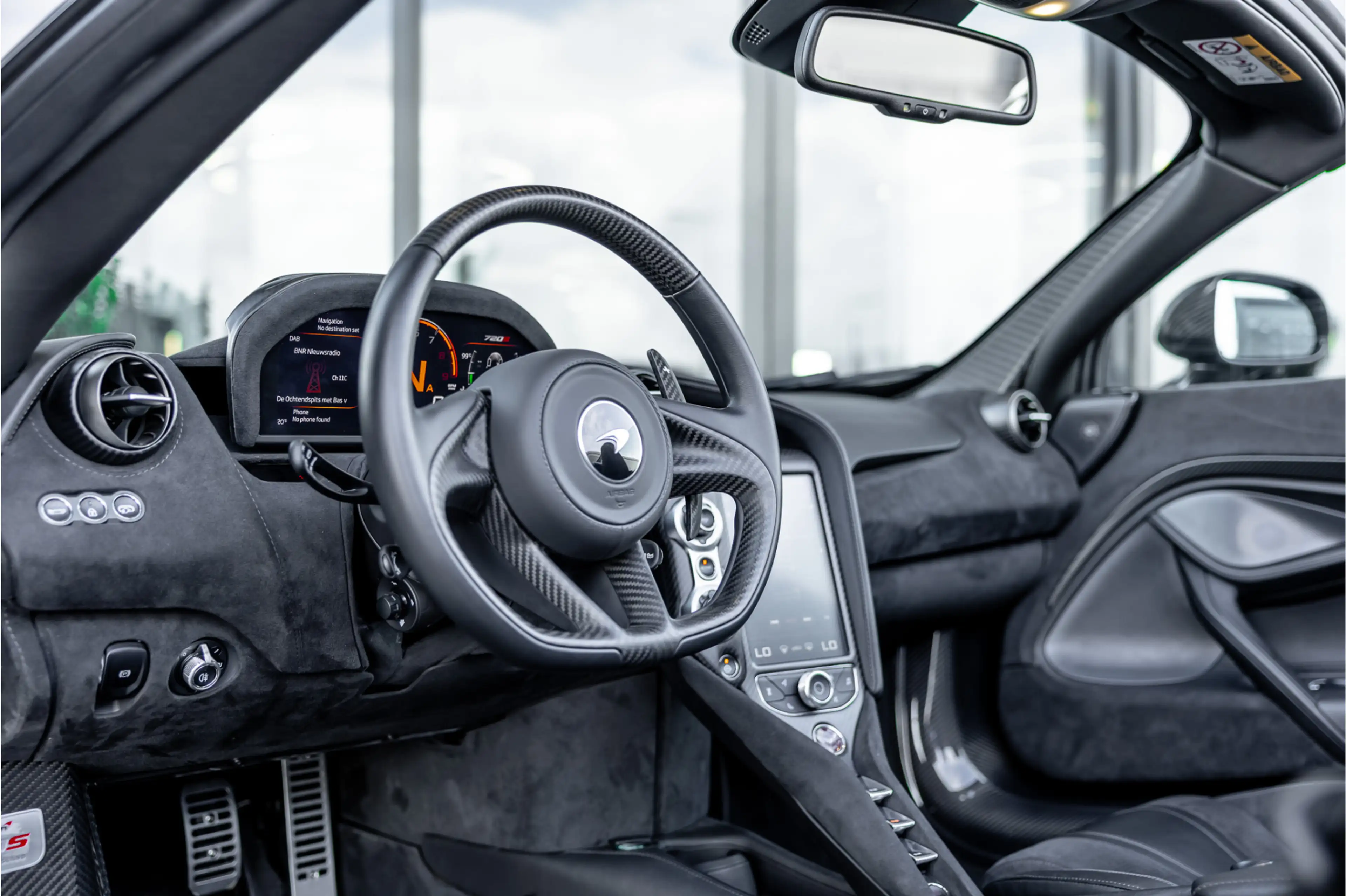 McLaren 720S Spider - N-Largo 1 of 15 4.0 V8 — photo 15
