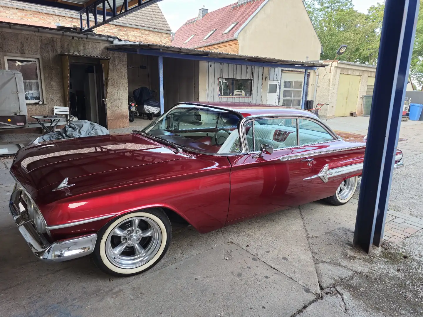 Chevrolet Impala - 1