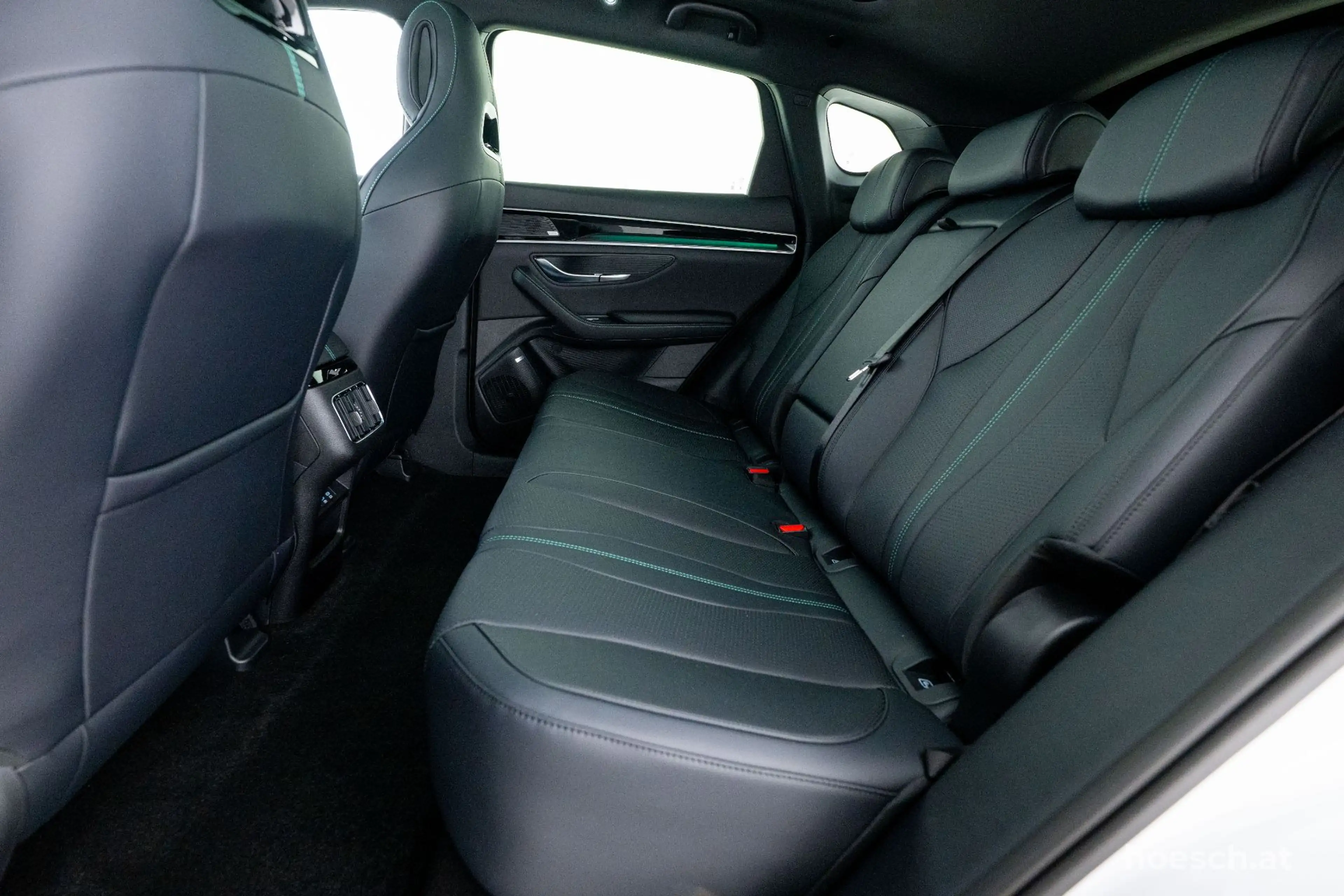 BYD Seal U DM-i COMFORT 26,6 kWh LAGERAKTION NEUWAGEN +++ — photo 7