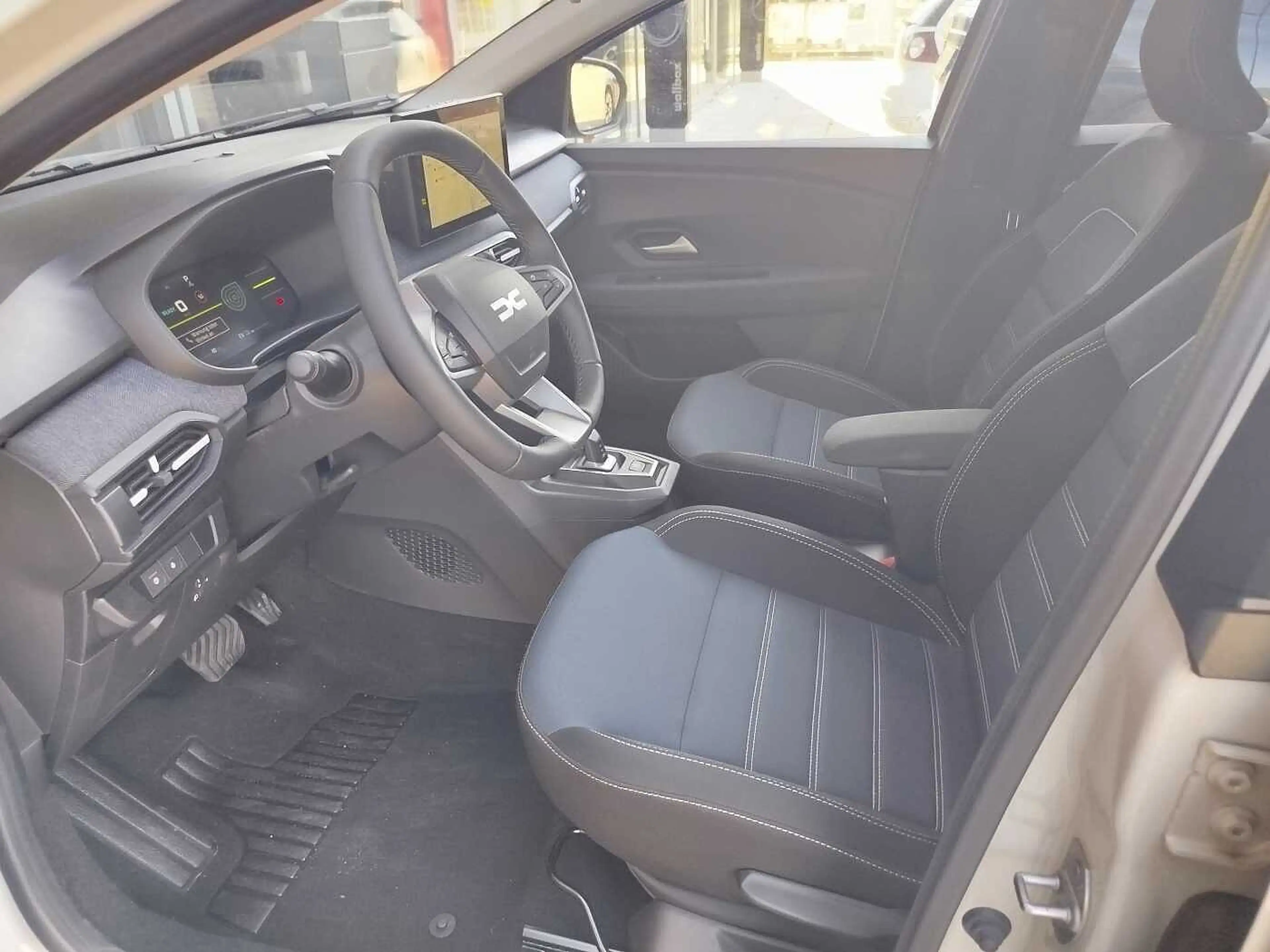Dacia Jogger Journey 1.8 Hybrid 155 5-Sitzer AHK/VOLL — photo 8