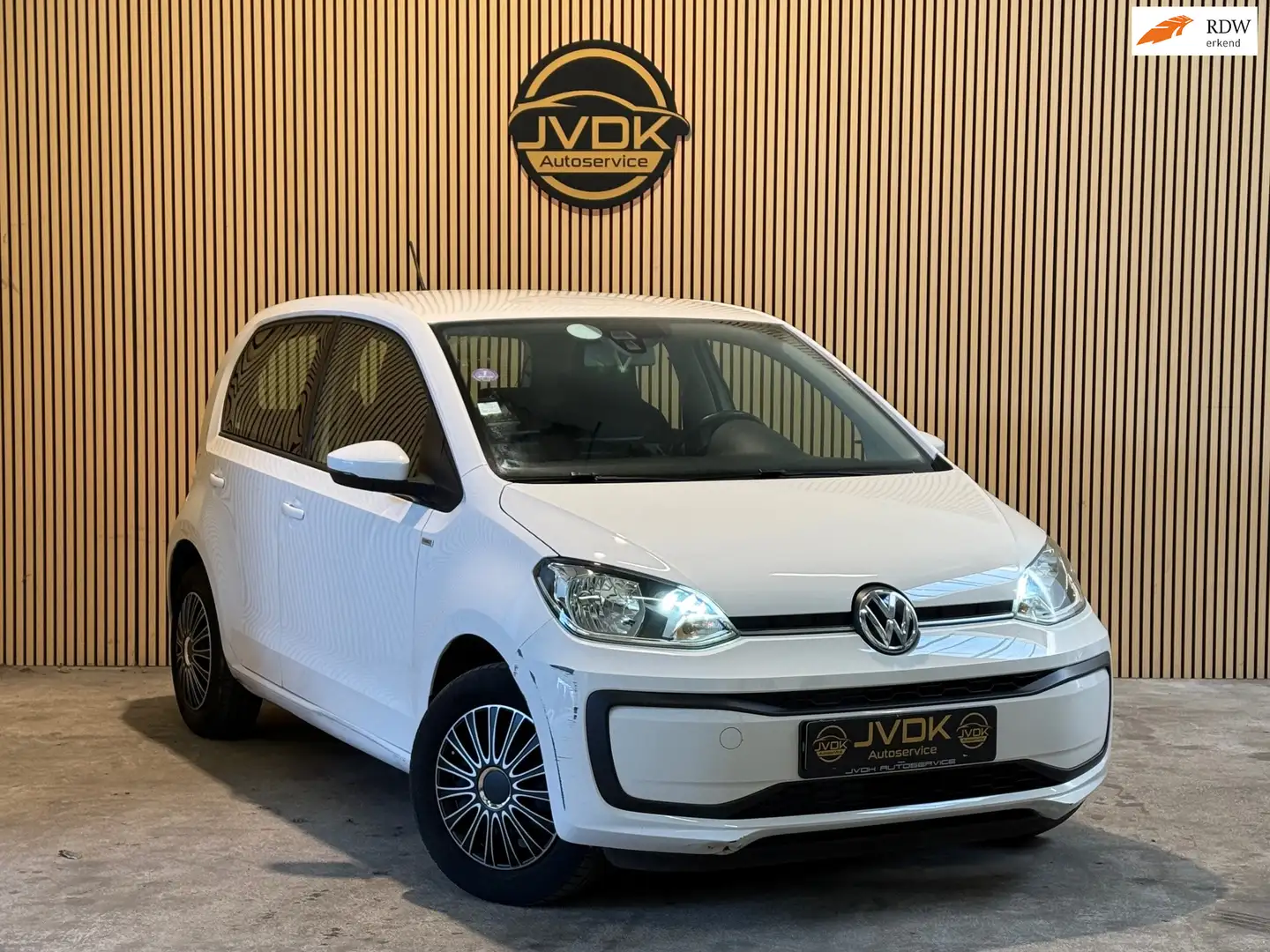 Volkswagen up! 1.0 BMT move up! AIRCO / 5-DEURS / ELECTR RAMEN / Weiß - 1