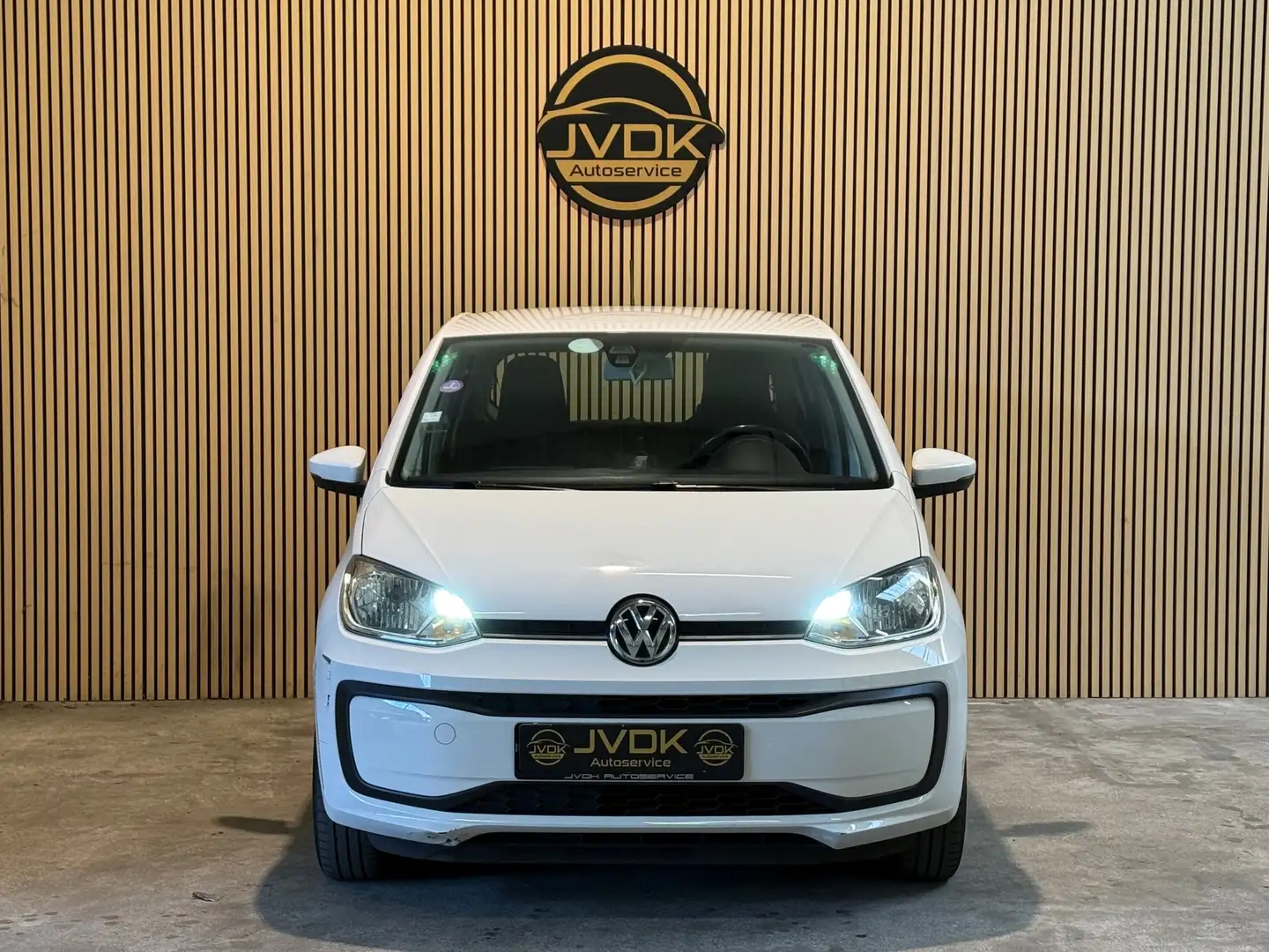Volkswagen up! 1.0 BMT move up! AIRCO / 5-DEURS / ELECTR RAMEN / Weiß - 2