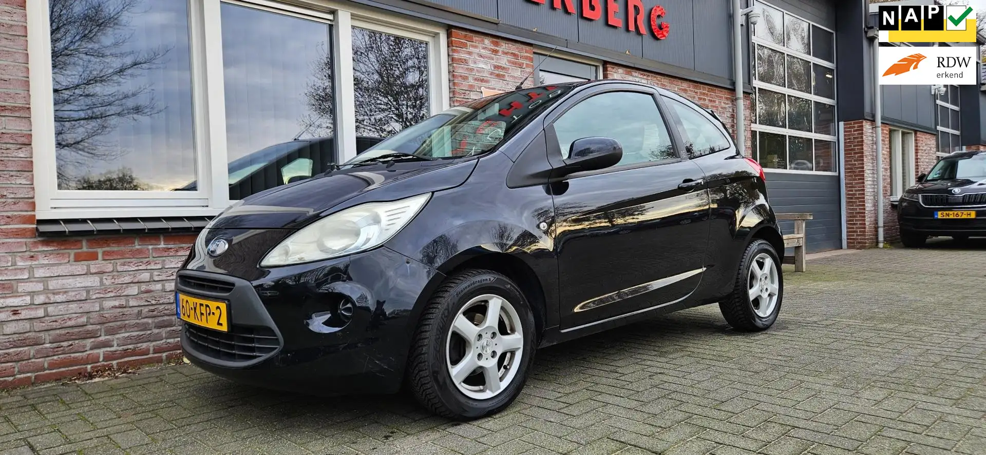 Ford Ka/Ka+ 1.2 Trend Inruilkoopje! Nieuwe Apk! Negro - 1