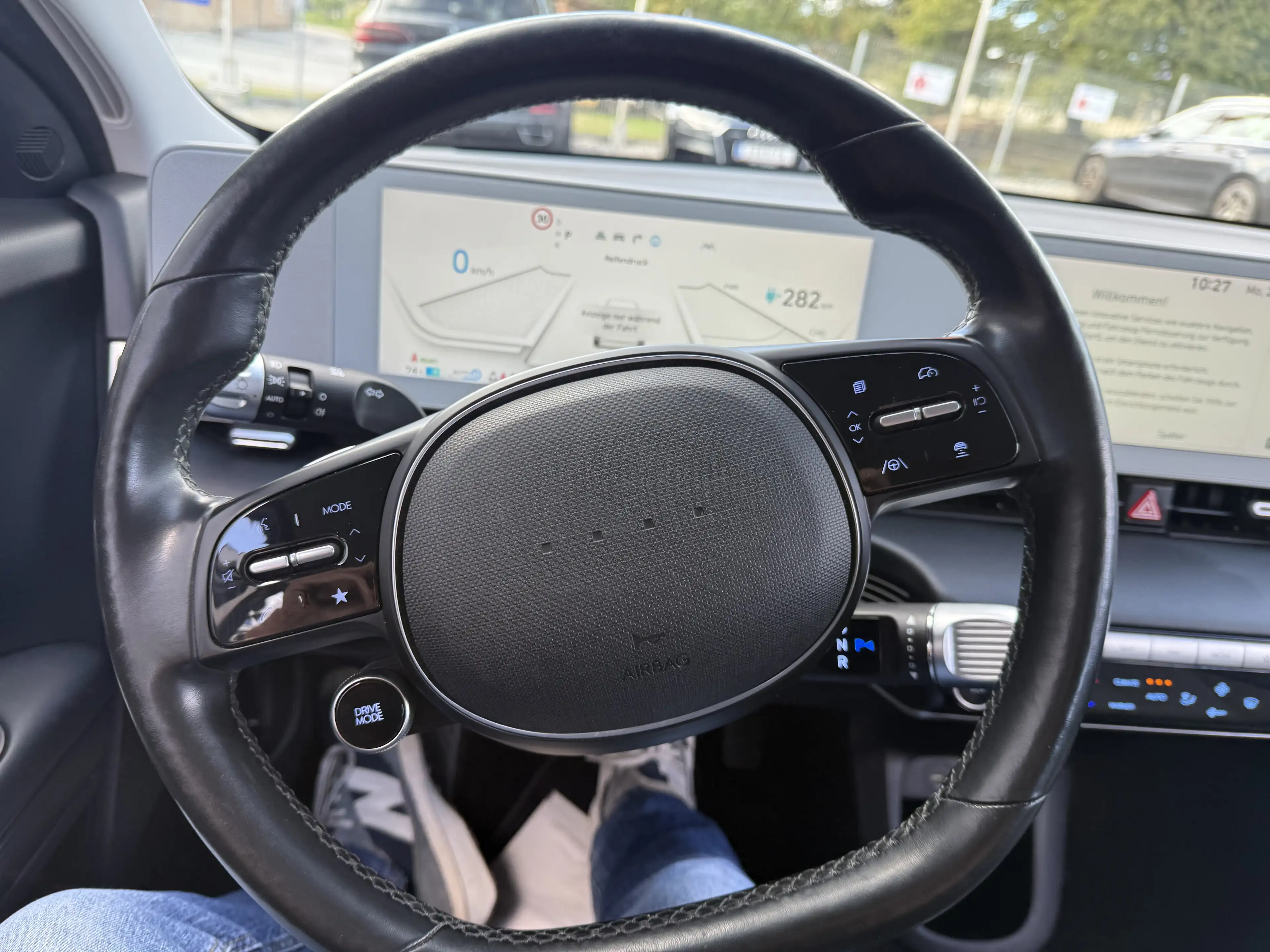 Hyundai IONIQ 5 — photo 12