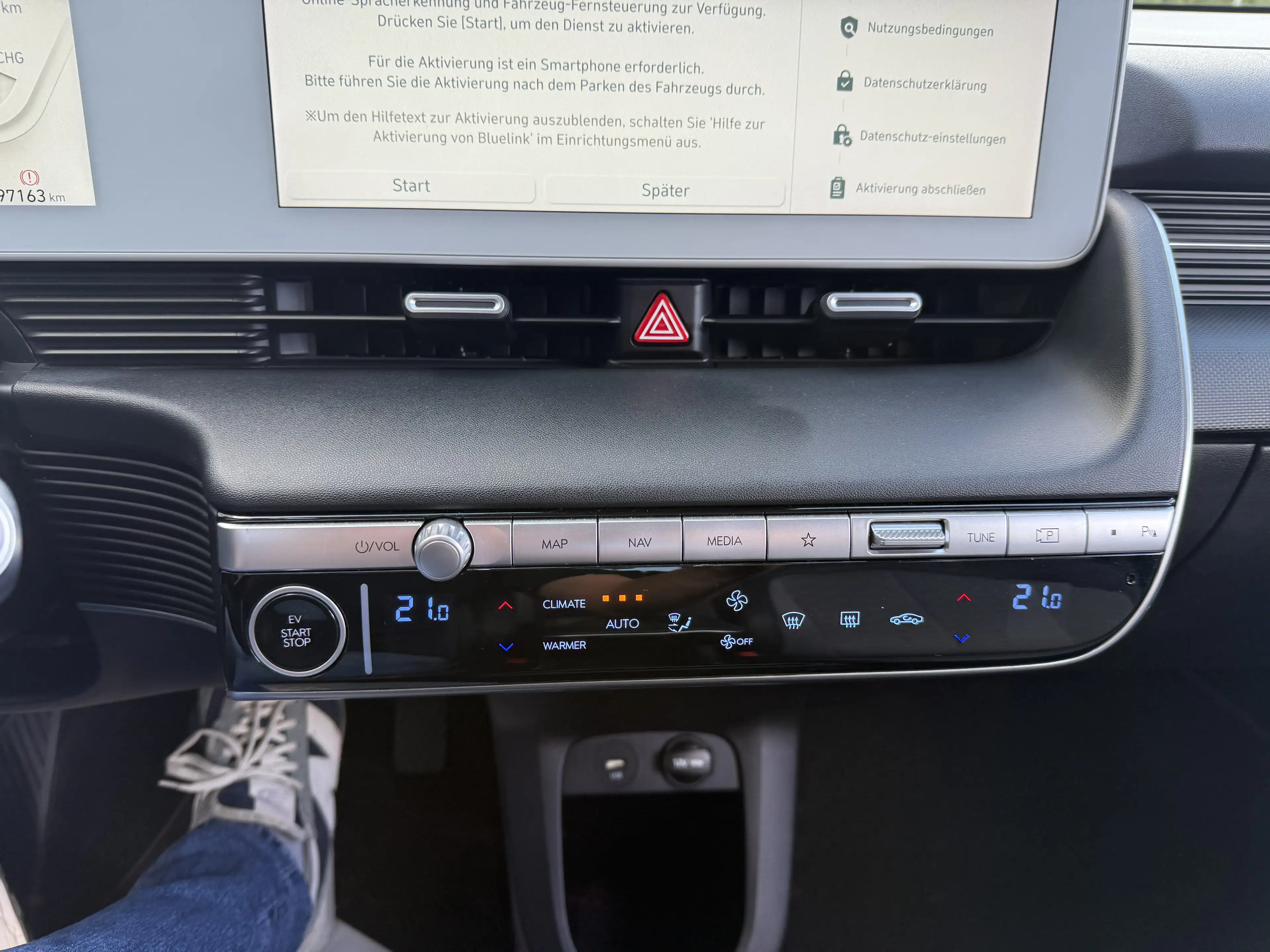 Hyundai IONIQ 5 — photo 11