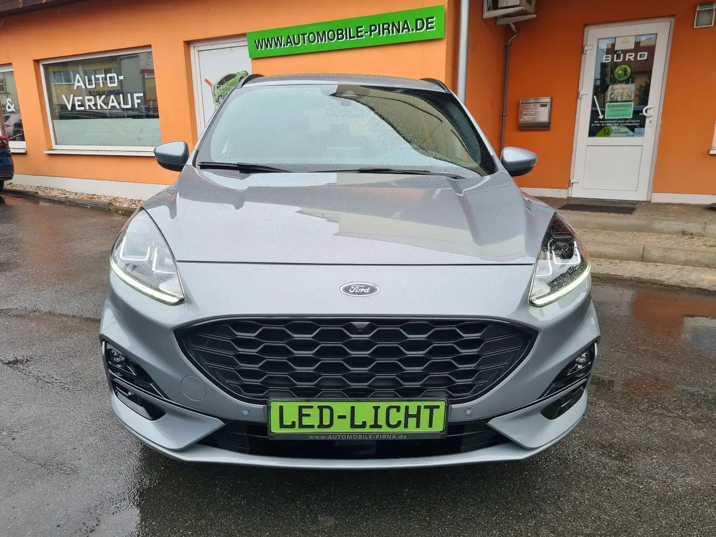Ford Kuga ST-Line 1.5 EB wenig KM! +LED/NAVI/SHZ/ACC Gris - 2