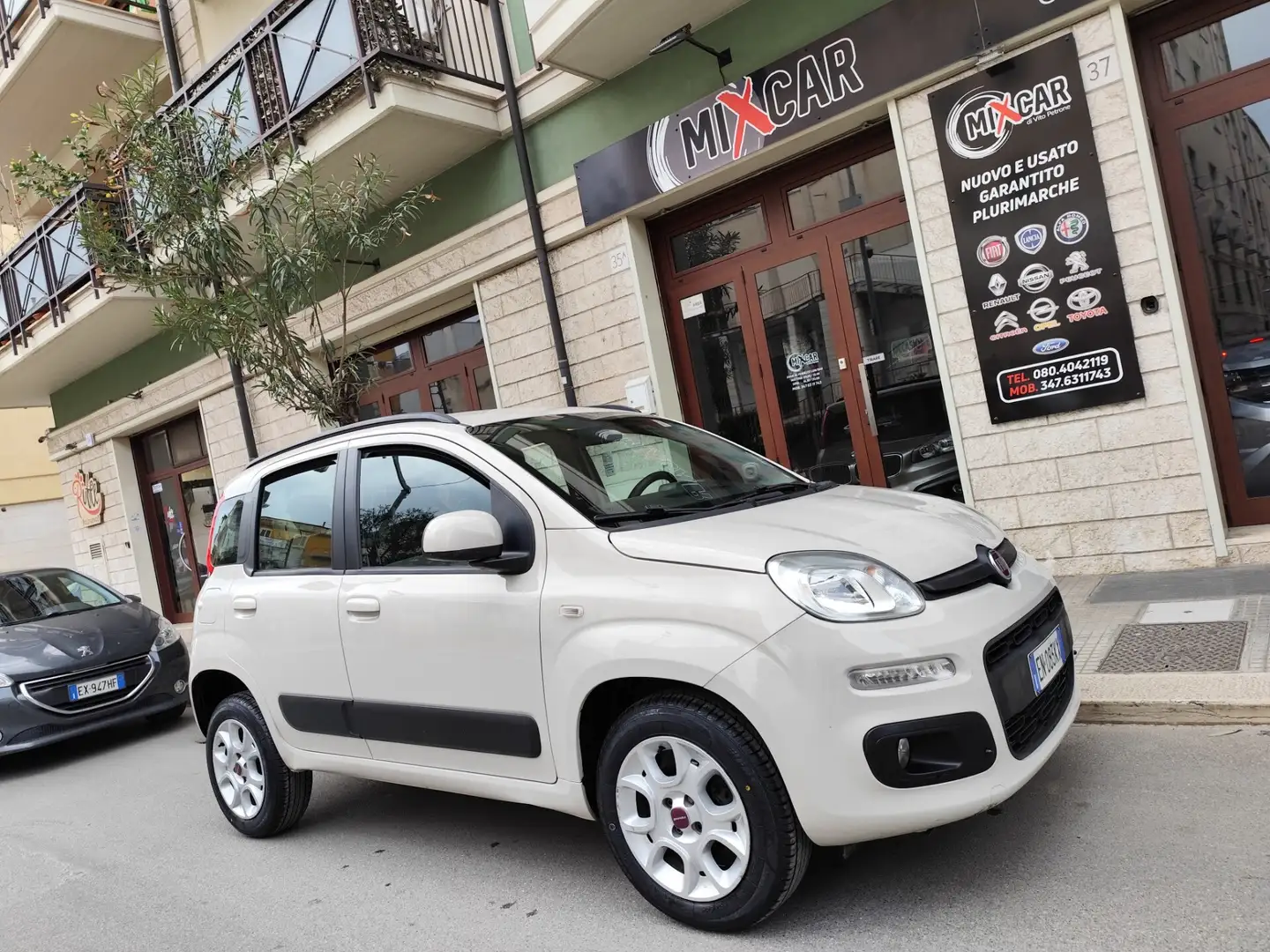 Fiat Panda 0.9 TwinAir Turbo Natural Power Lounge Beige - 1