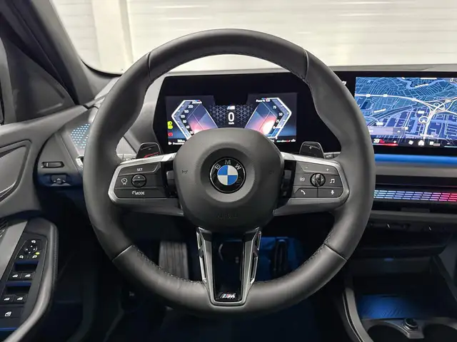 BMW 1 Series view 13