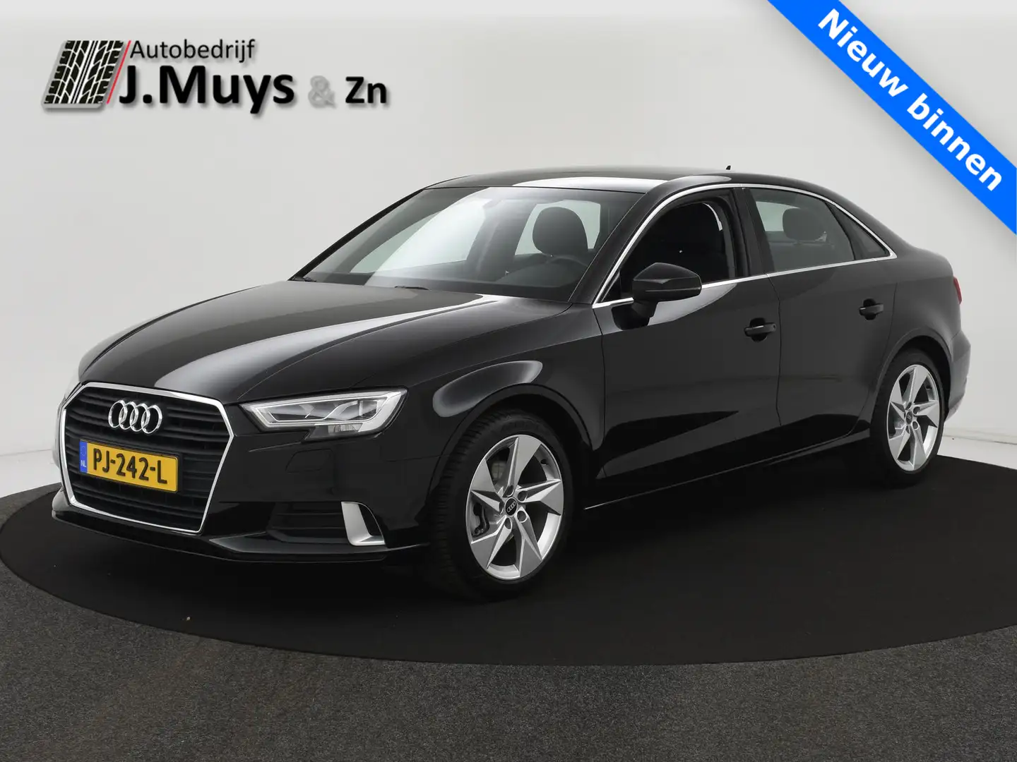 Audi A3 Limousine 1.0 TFSI Sport Lease Edition NAVI|LED|17 Zwart - 1
