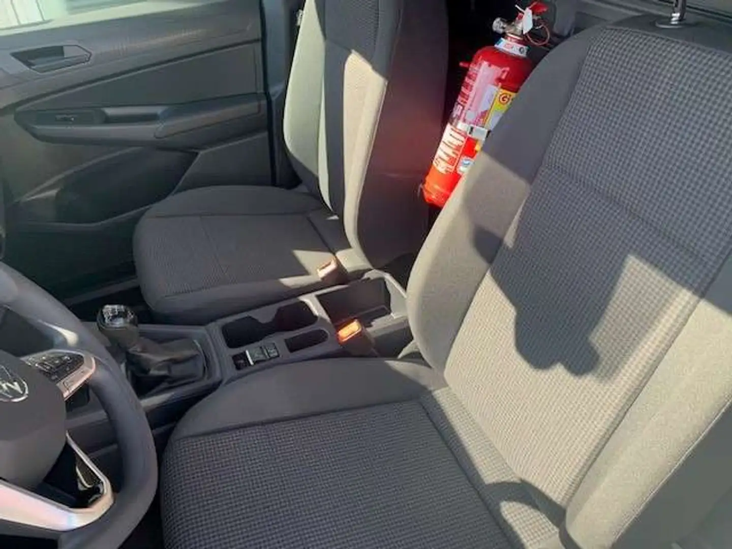 Volkswagen Caddy CARGO 2.0TDI 102CV 6 VITESSES Blanc - 2