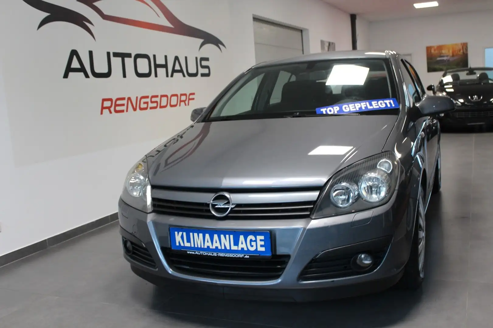 Opel Astra 1.6 Twinport Sport Grijs - 2