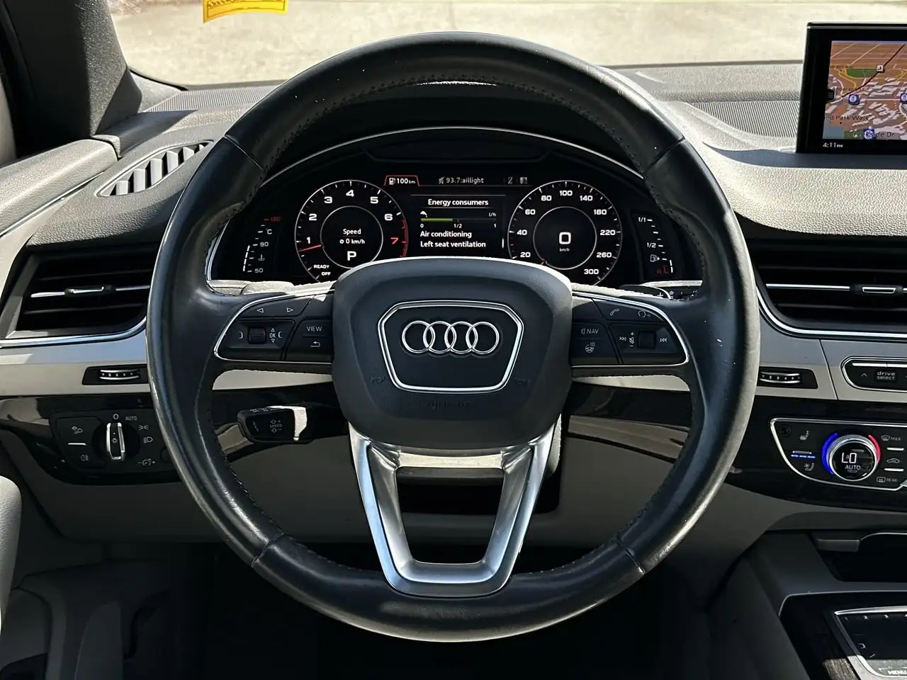 Audi Q7 photo Audi Q7