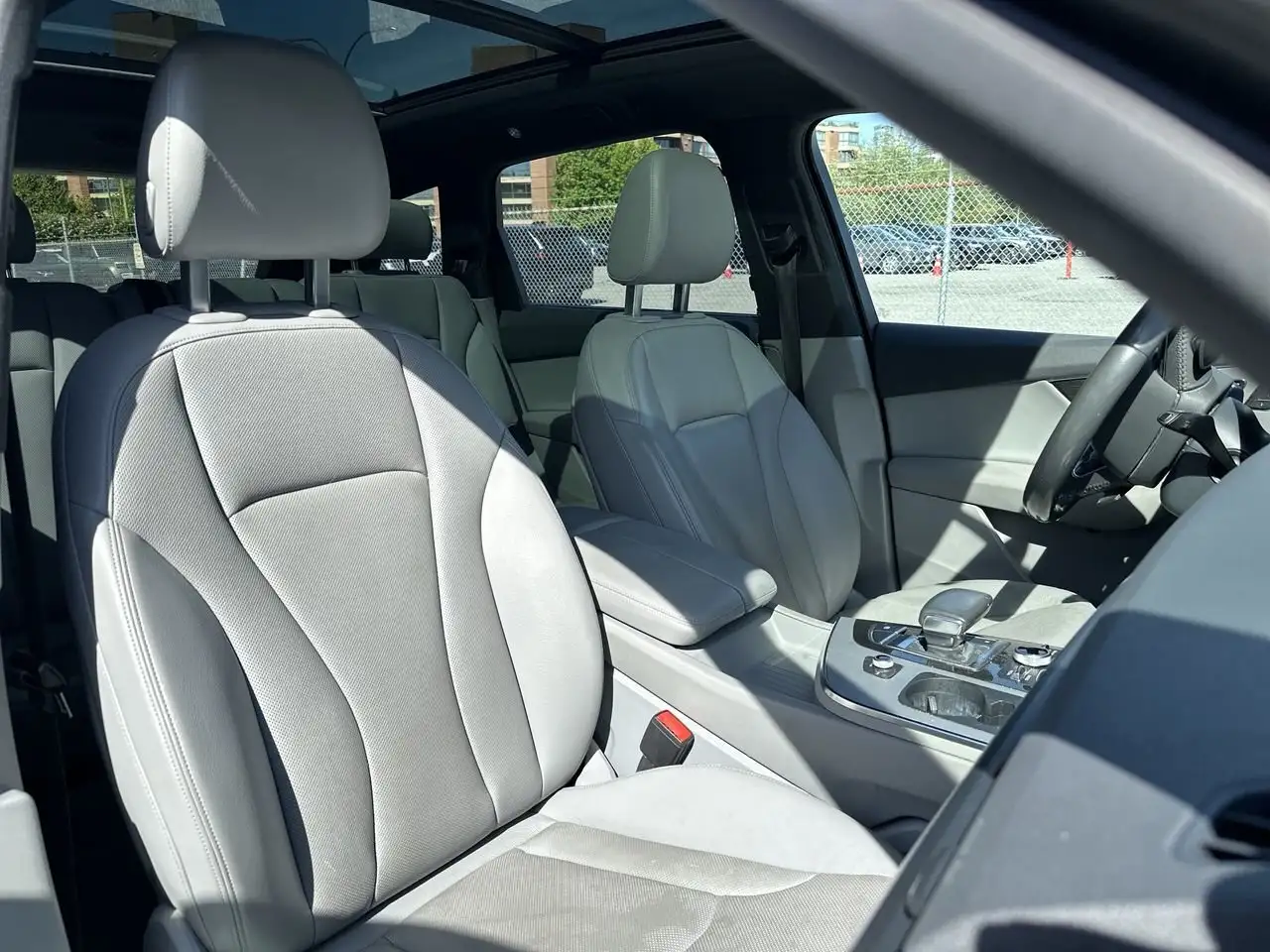 Audi Q7 photo Audi Q7