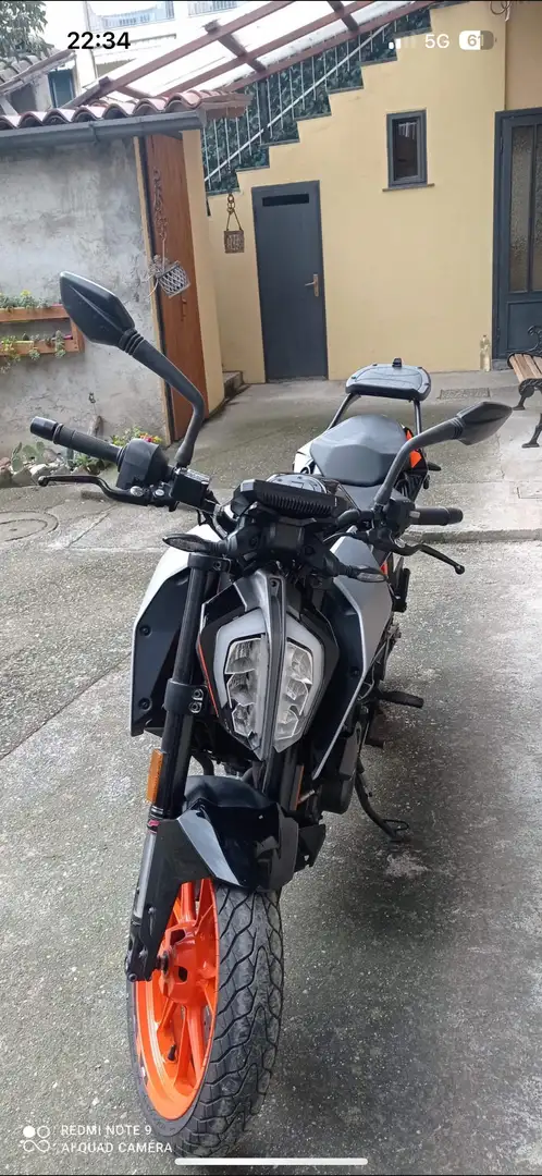 KTM 390 Duke - 1