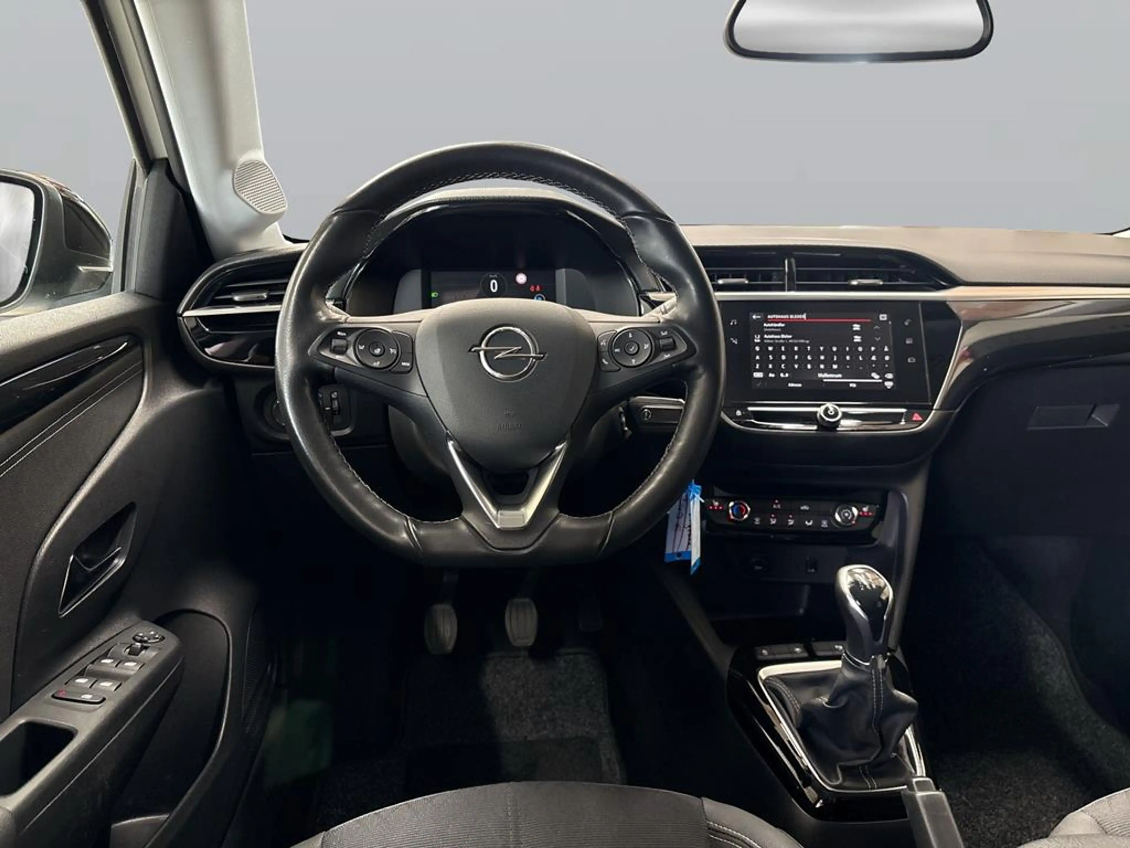Opel Corsa F 1.2 Elegance — photo 13