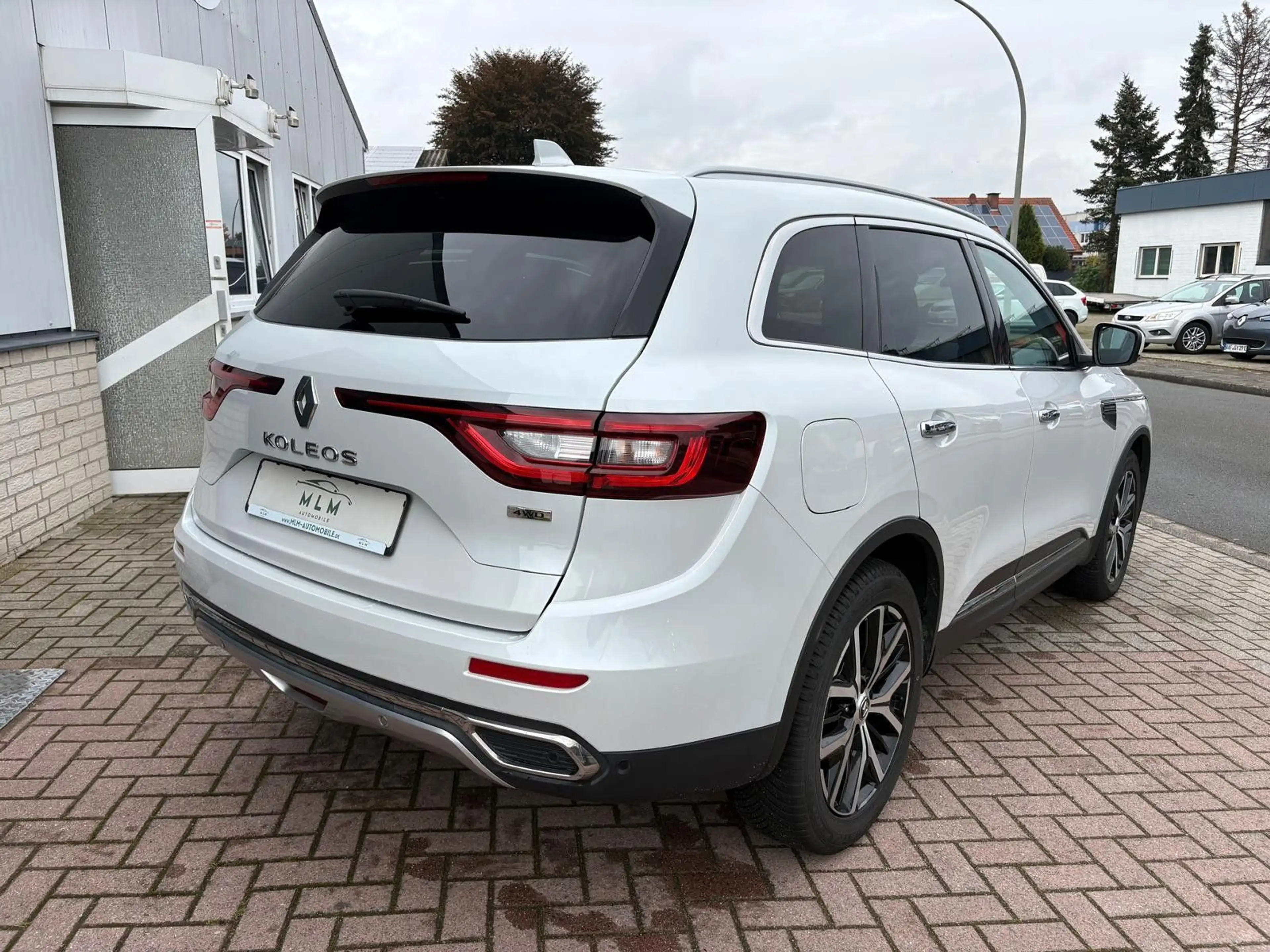 Renault Koleos Techno 4WD — photo 11