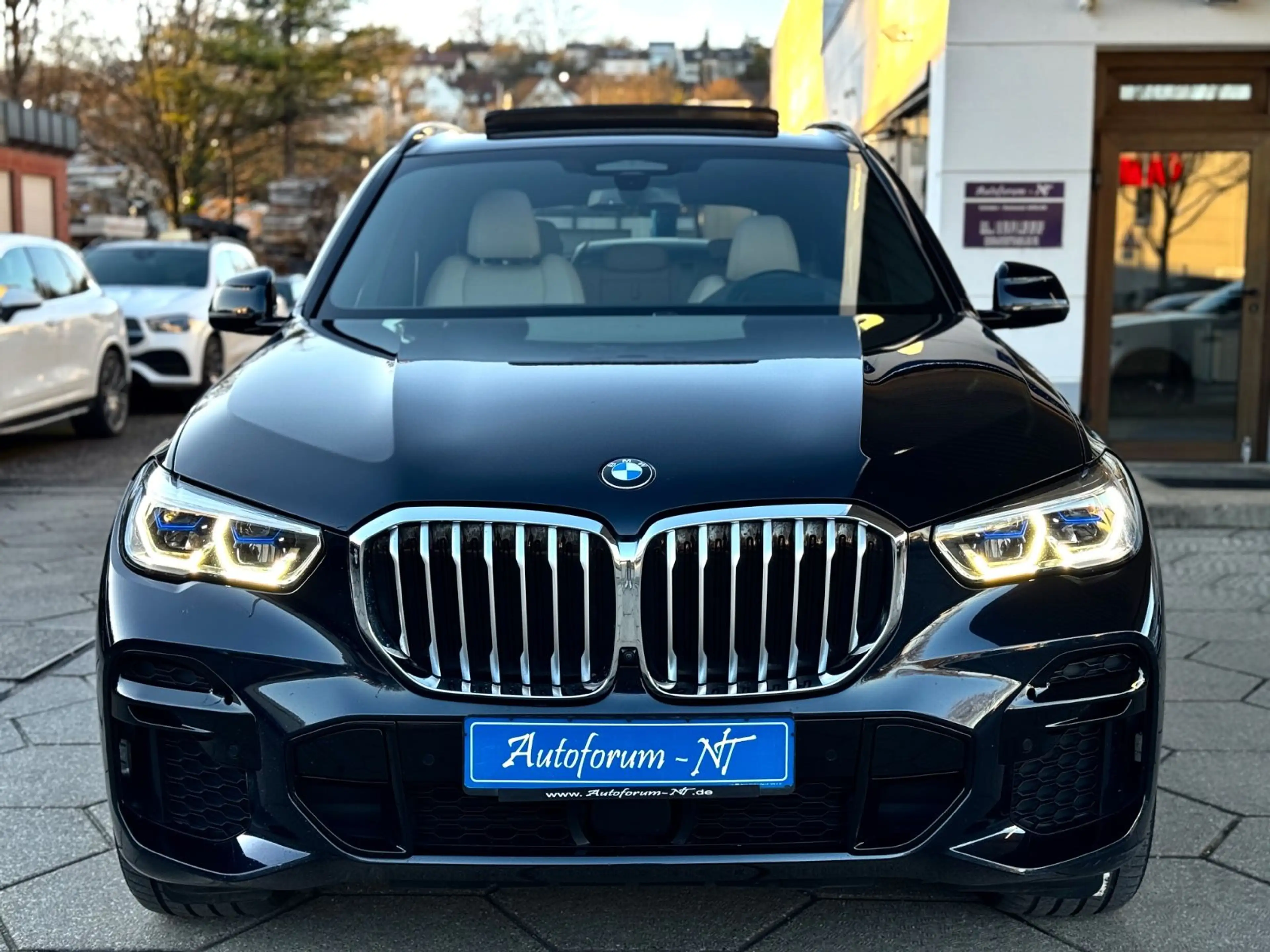 BMW X5 xDrive40 d M-SPORT/PANO/HUD/CARBON/LIFT/LASER — photo 4