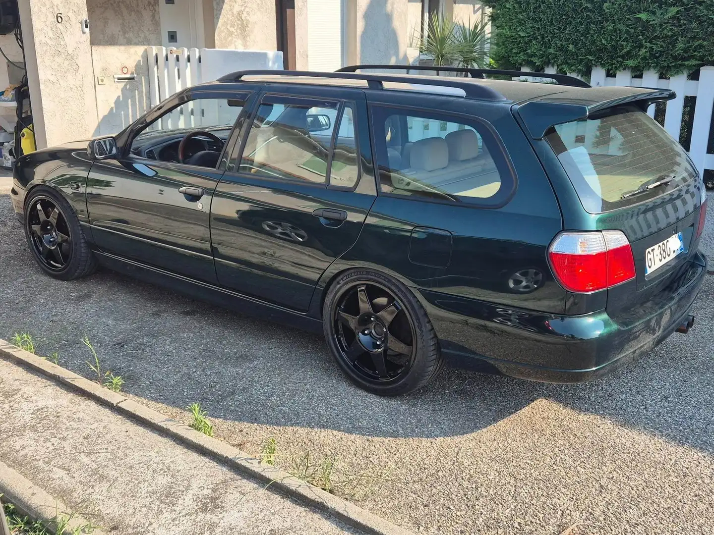 Nissan Primera PRIMERA BREAK 2.0i SLX Vert - 2
