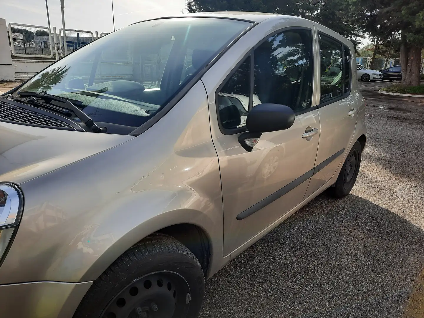 Renault Modus Modus 2004 1.5 dci Saint Tropez 2007 86cv Oro - 1