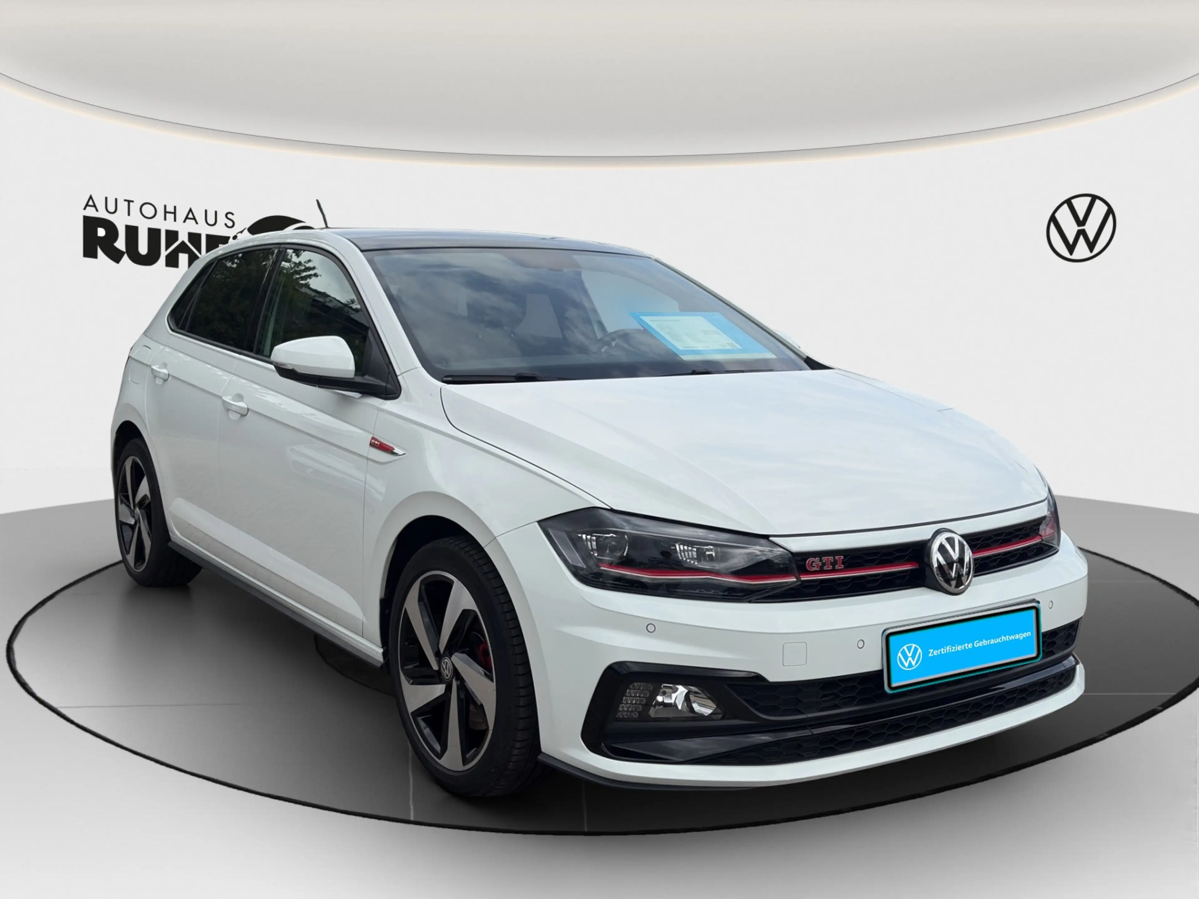 Volkswagen Polo GTI 2.0 TSI 147 kW DSG — photo 8