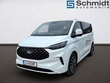 Titanium 320L1 2,0L Eblue 170PS A8 AWD