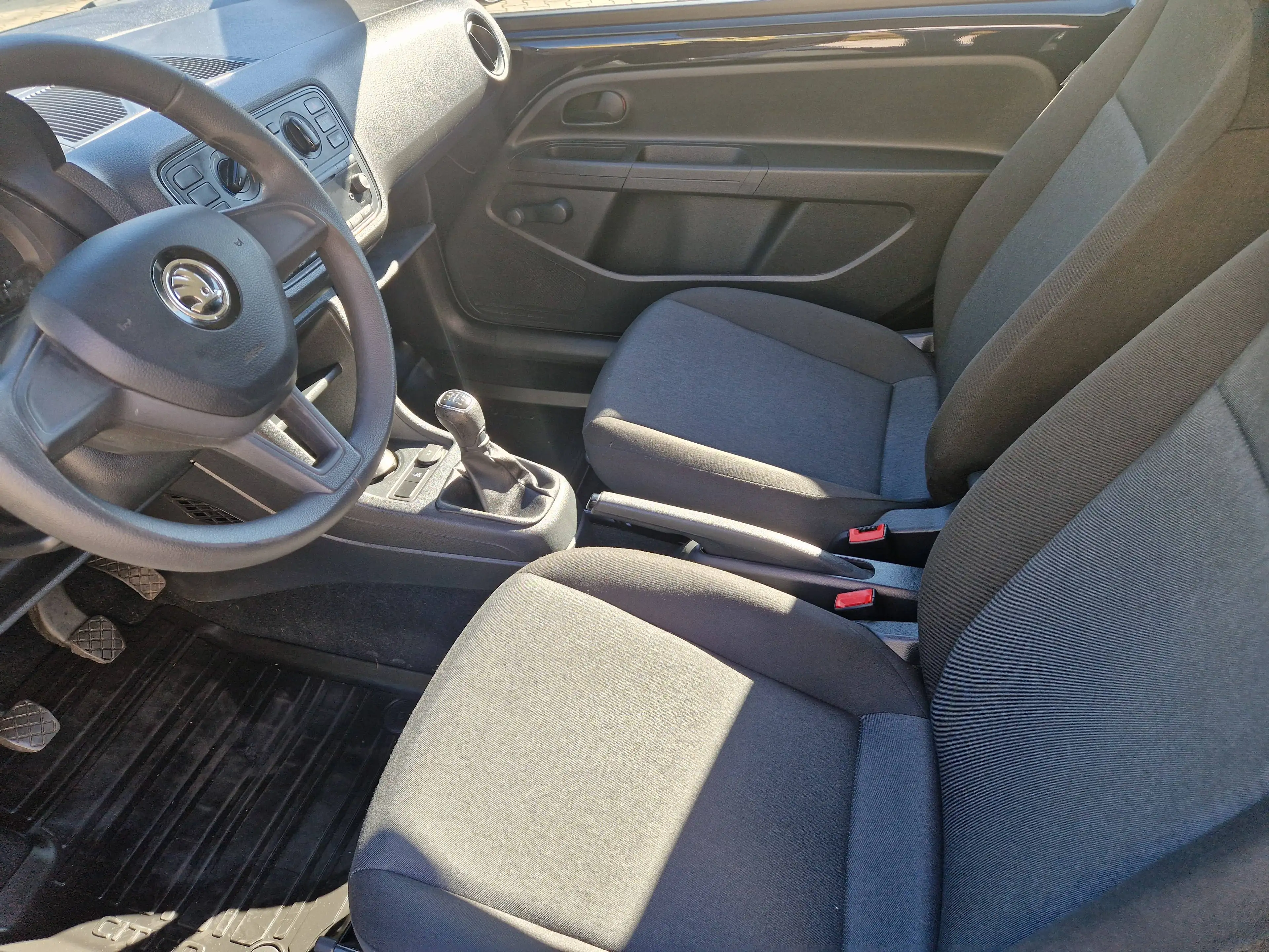 Skoda Citigo Active — photo 8