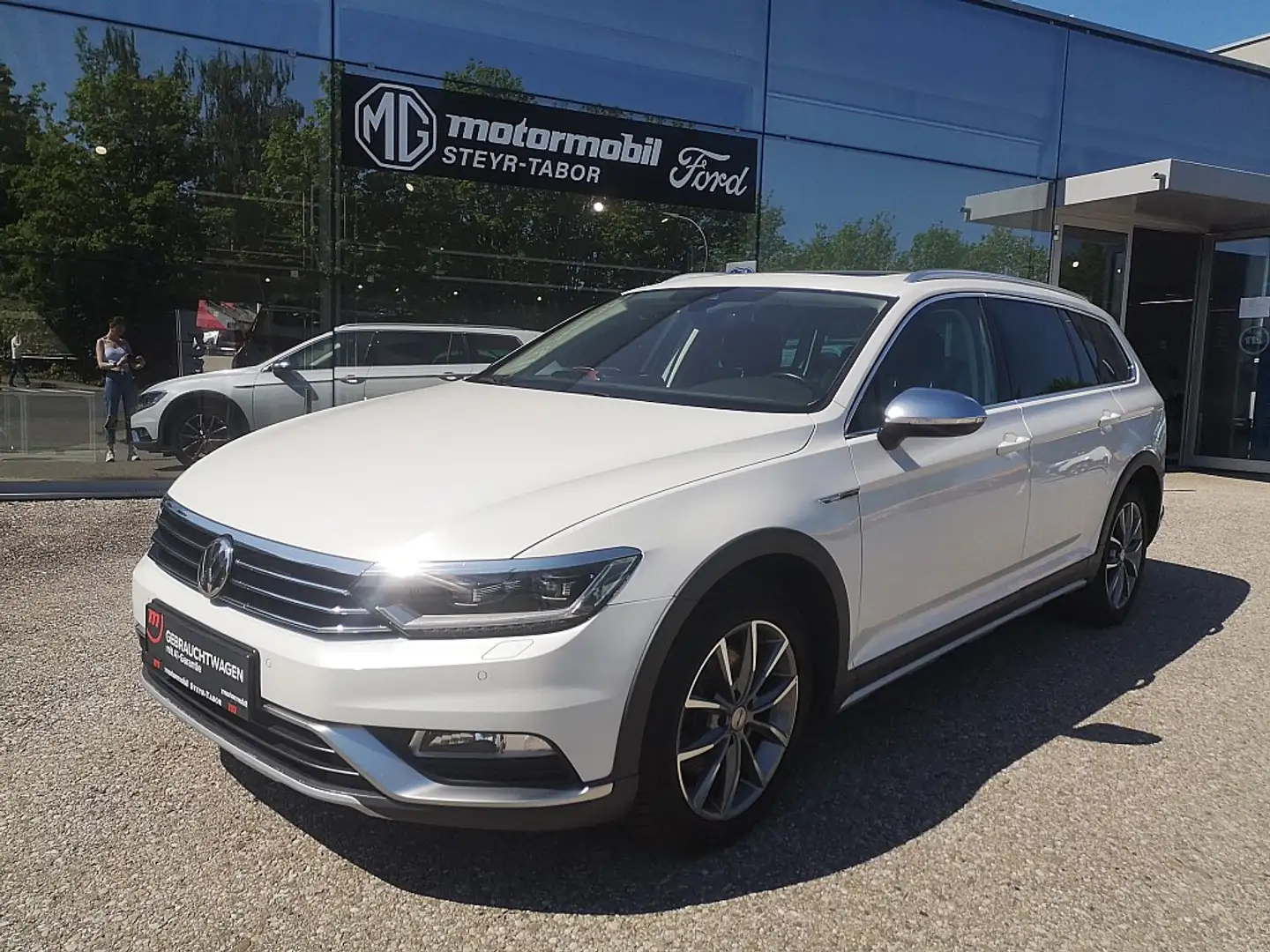 Volkswagen Passat Alltrack BMT 2,0 TDI SCR 4Motion DSG Bianco - 1